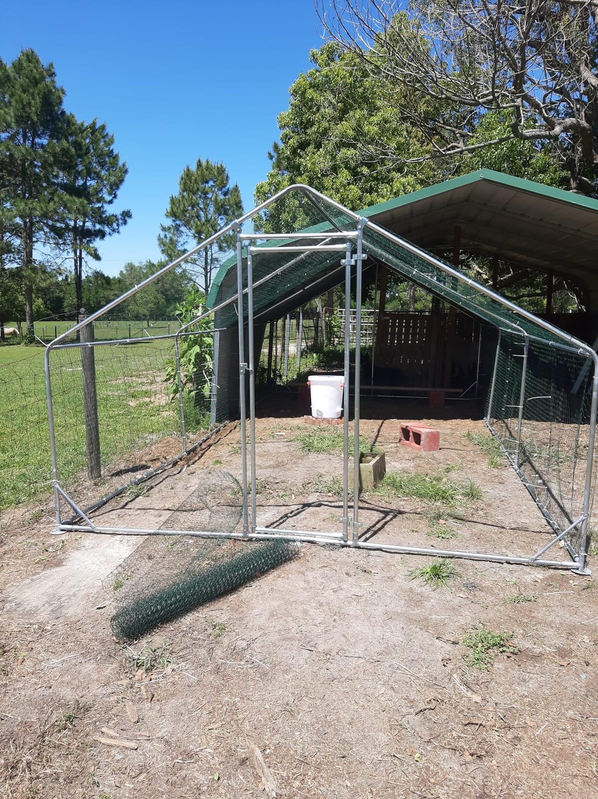 Large Metal Chicken Run Walk-in Poultry Cage Spire-Shaped Chicken Coop with Waterproof and Anti-Ultraviolet Cover for Outside,Backyard and Farm,19.6' L x 9.8' W x 6.4' H customer photo 1