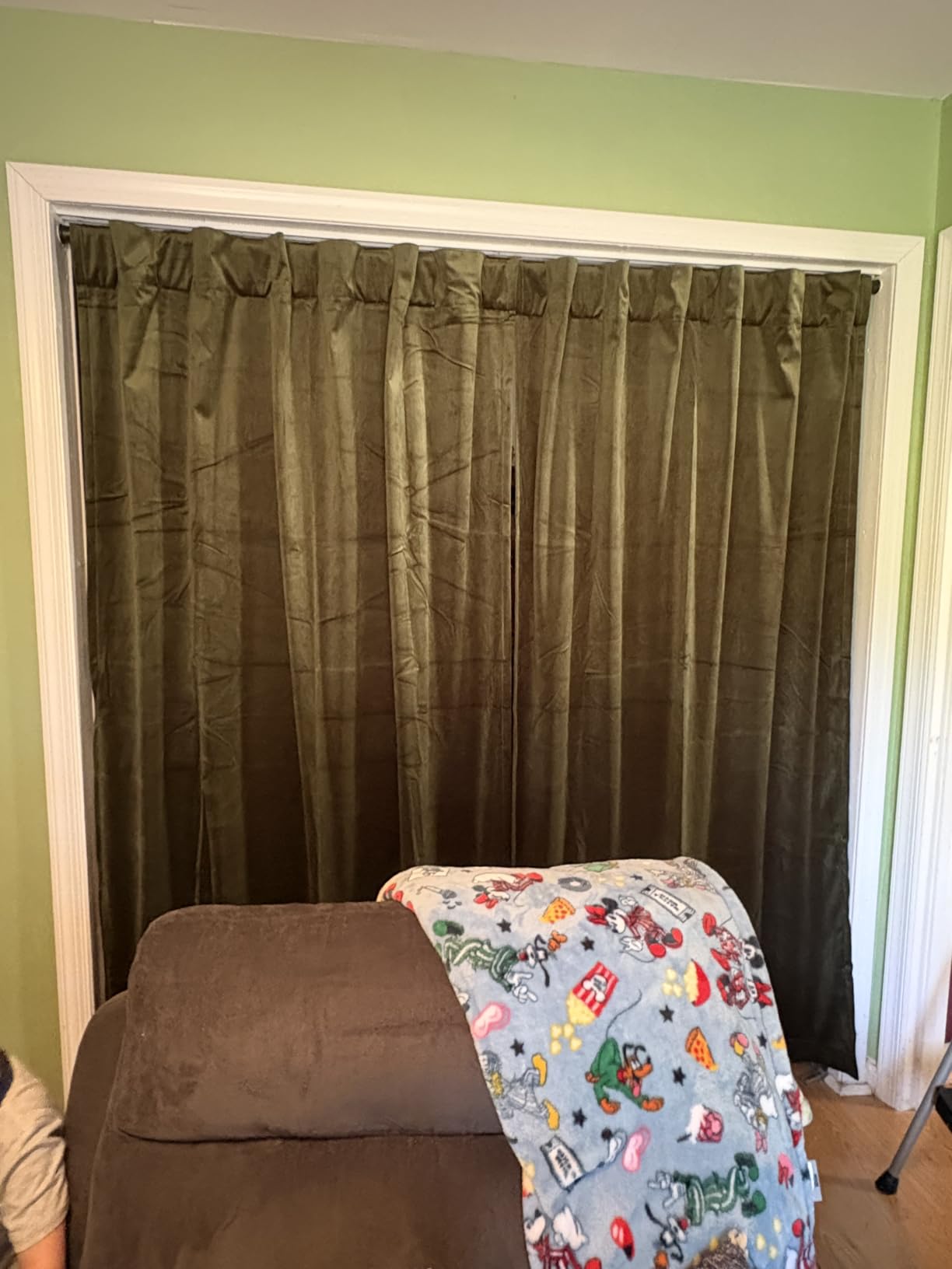BGment Olive Green Velvet Blackout Curtains 52 x 84 Inch Length, 2 Panels customer photo 1
