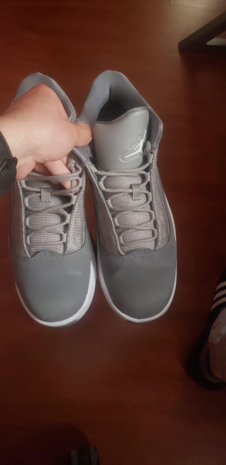 Nike Men's Jordan Max Aura 2 Basketball Shoe customer photo 2