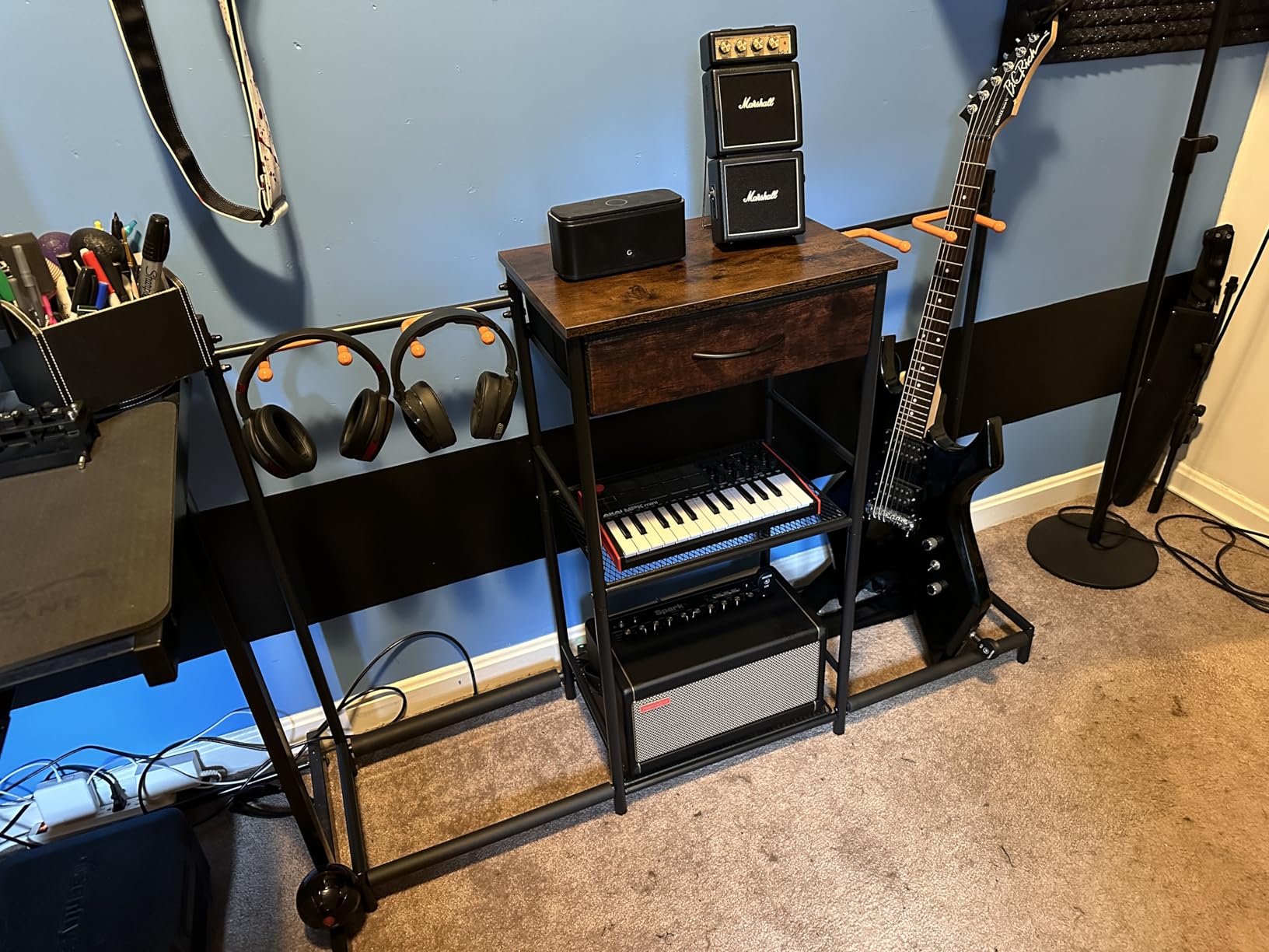 4 Tier Adjustable Multi Electric Guitar Stand for Home Music Studio customer photo 1