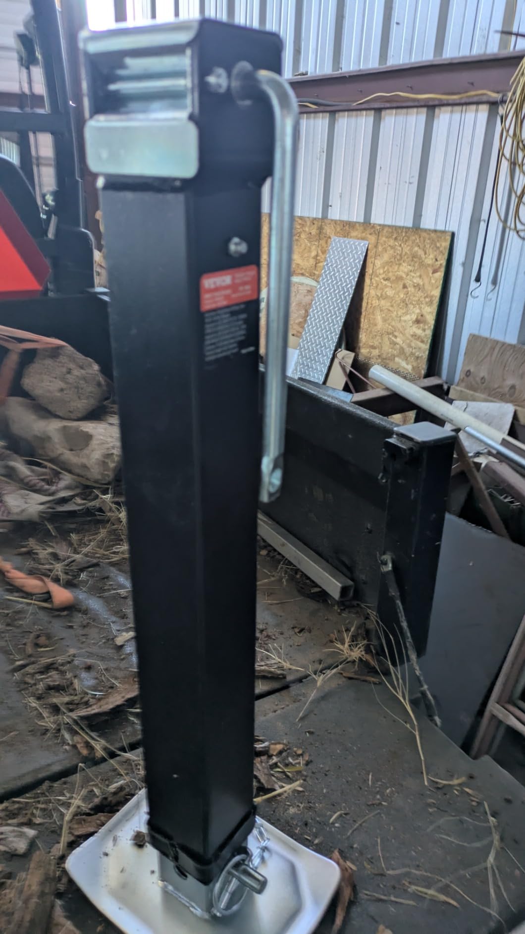 VEVOR 8000lbs Heavy-Duty Square Direct Weld on RV Jack, 15-1/4 Inches Lift, Adjustable Drop Leg, for Lifting RV, Horse, Utility, Yacht Trailers, TJD-7000S customer photo 1