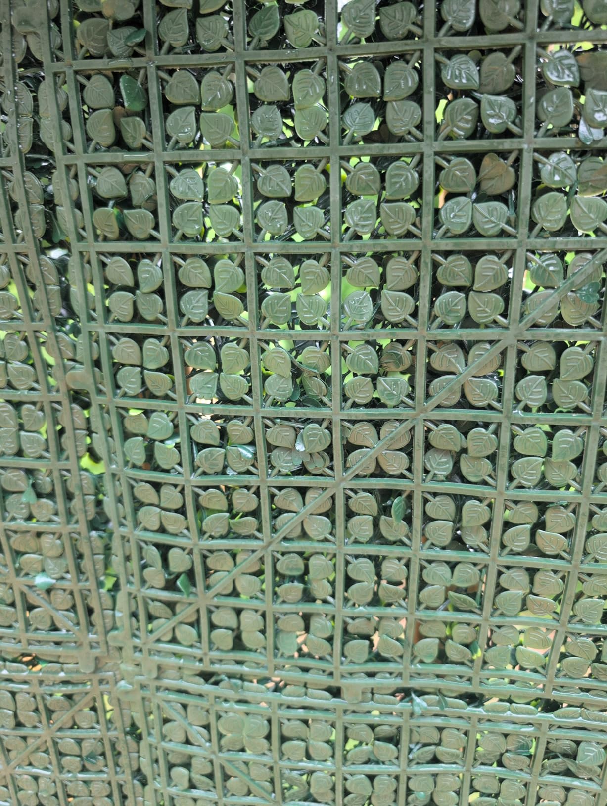 ODTORY Artificial Ivy Privacy Screen Fence Panel, Green 40 X 120 in customer photo 2
