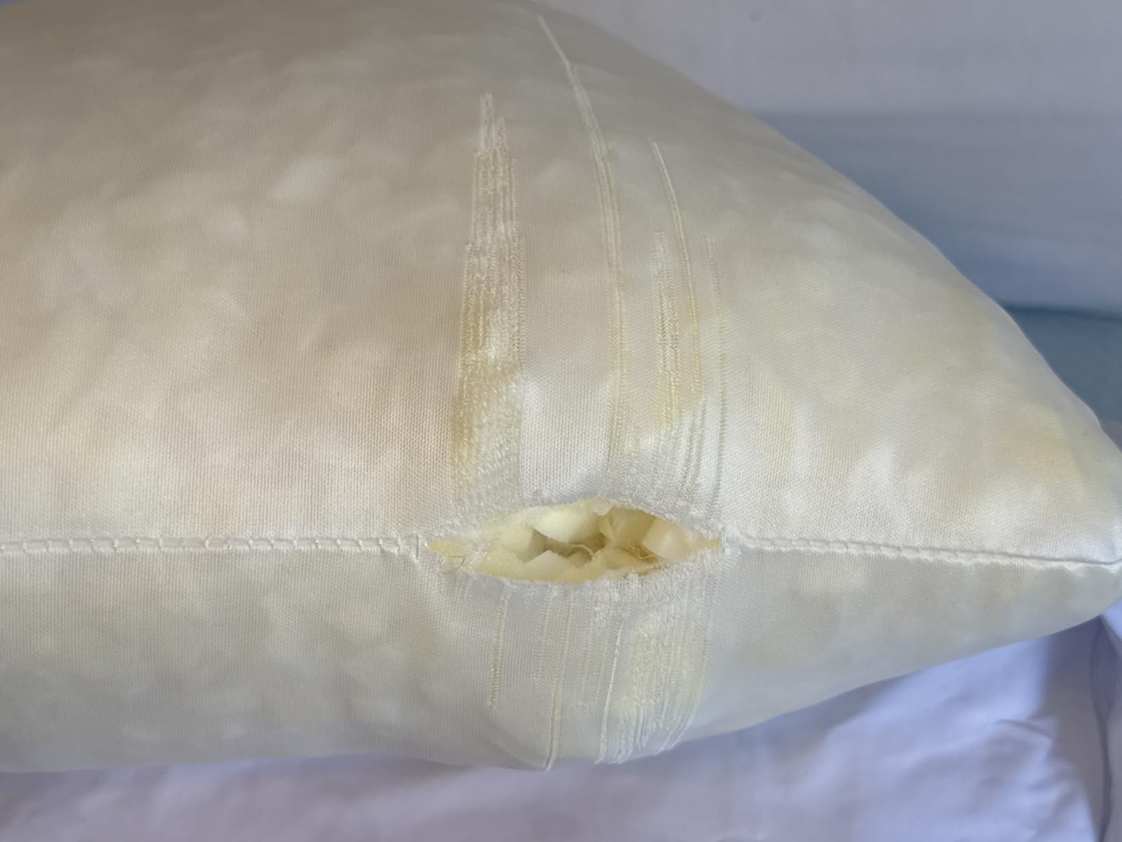 KUCEY Cooling Side Sleeper Pillow for Neck and Shoulder Pain, Luxury Shredded Memory Foam Curved Bed Pillows for Sleeping Set of 1- Adjustable Queen Size- Washable Cover Crescent White customer photo 2