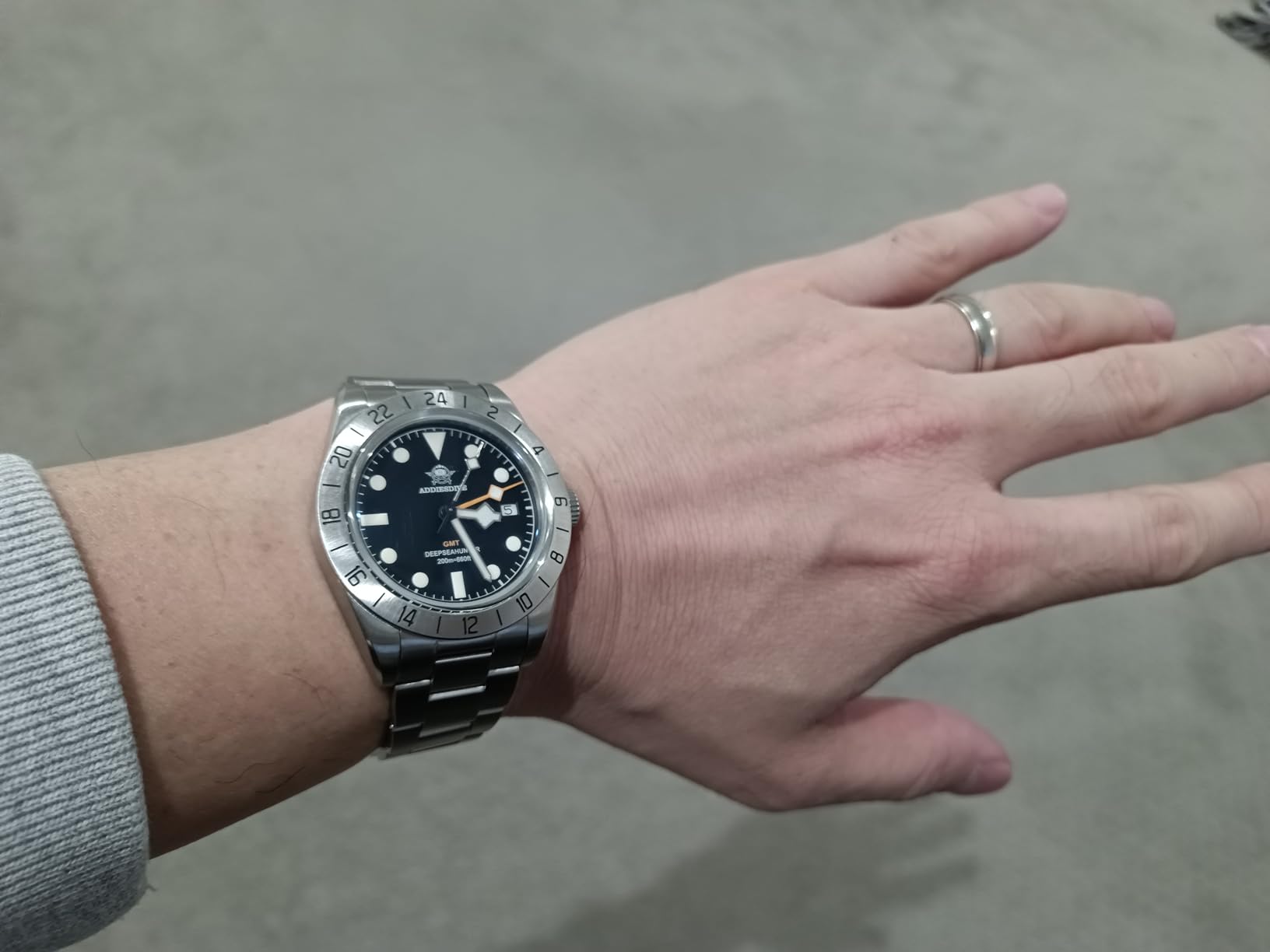 ADDIESDIVE GMT Watches for Men Waterproof 200 M Analog BGW9 Luminous customer photo 1