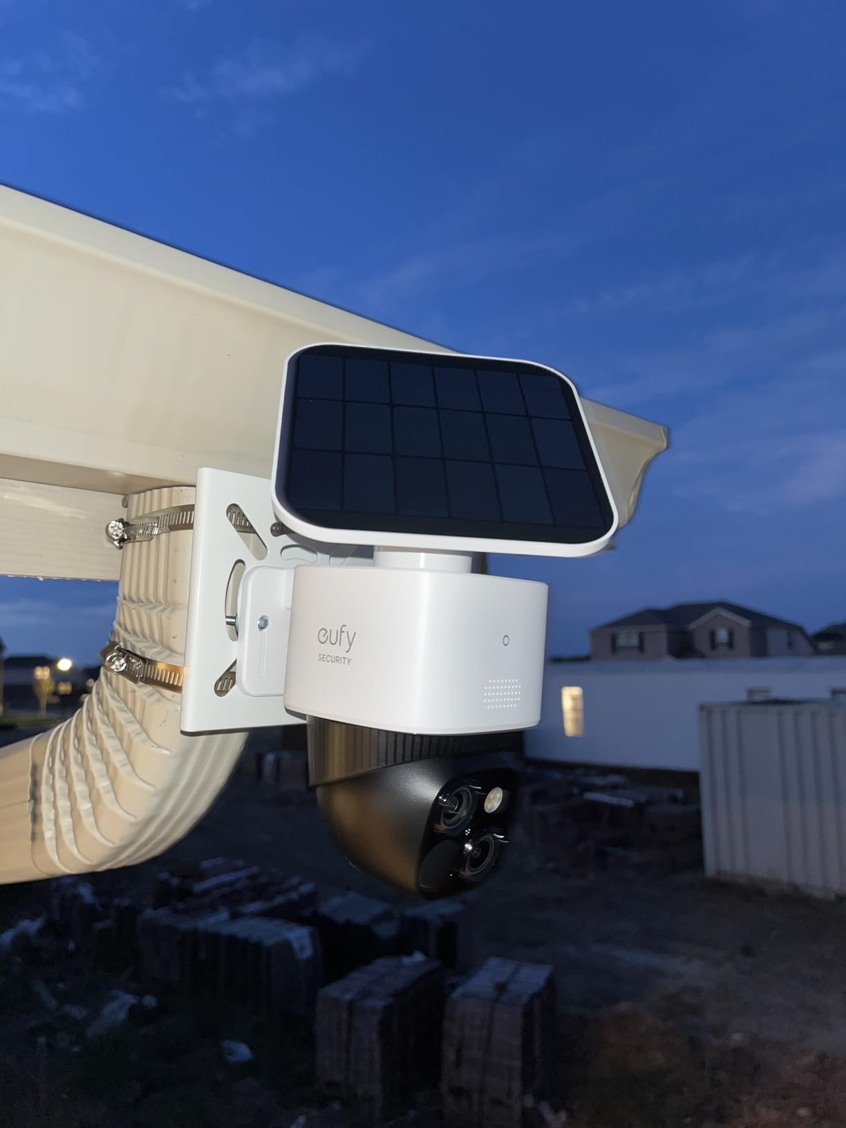 eufy Security SoloCam S340, 3K Dual-Lens Solar Security Camera customer photo 1