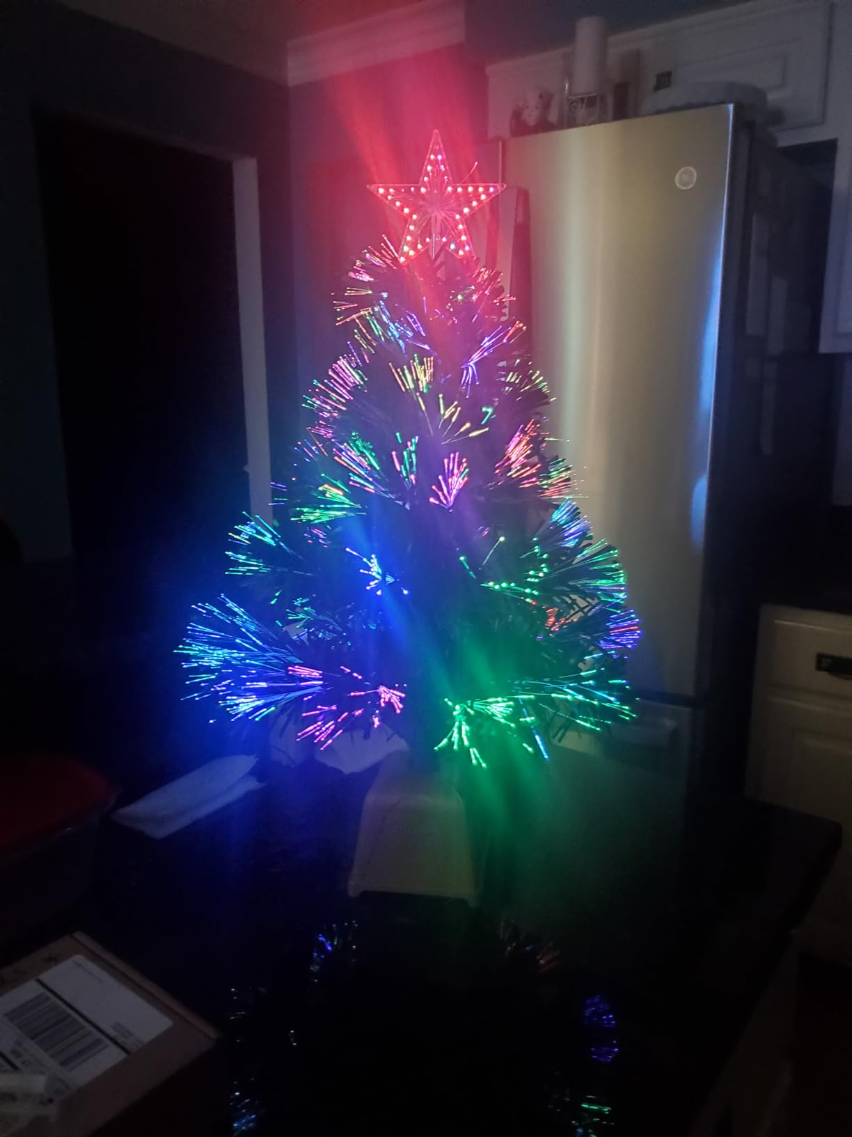 24inch Green Fiber Optic Christmas Tree,Pre-Lit Artificial Mini Christmas Tree, Tabletop Small Xmas Tree with Stars Holiday Home Decorations customer photo 2