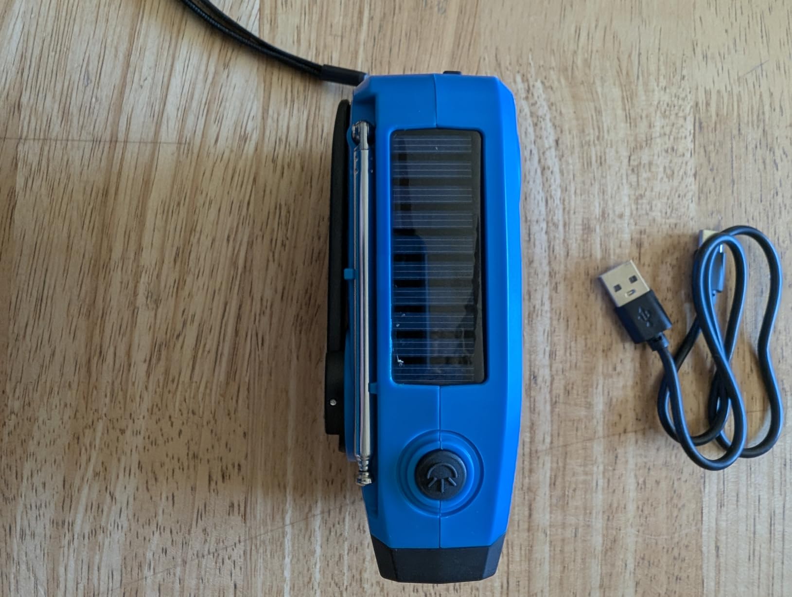 Emgykit Hand Crank Radio with AM/FM/NOAA Weather Band,for Emergencies customer photo 2