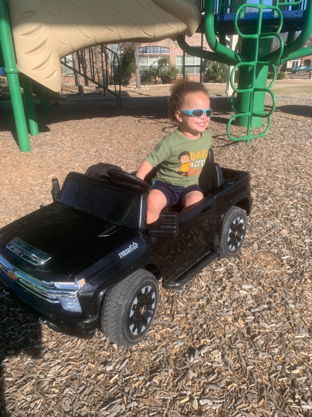 24V 2 Seats Licensed Chevrolet Silverado Ride on Car for Kids, Black customer photo 2
