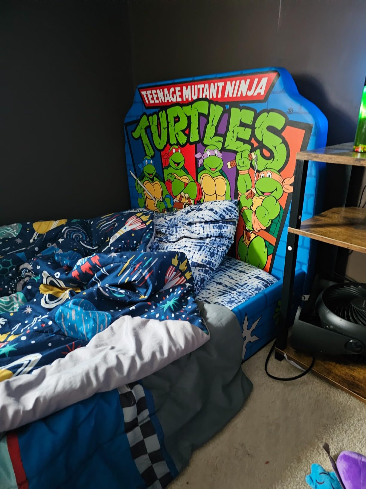 Delta Children Marvel Spider Man Upholstered Twin Bed, Red/Blue customer photo 2