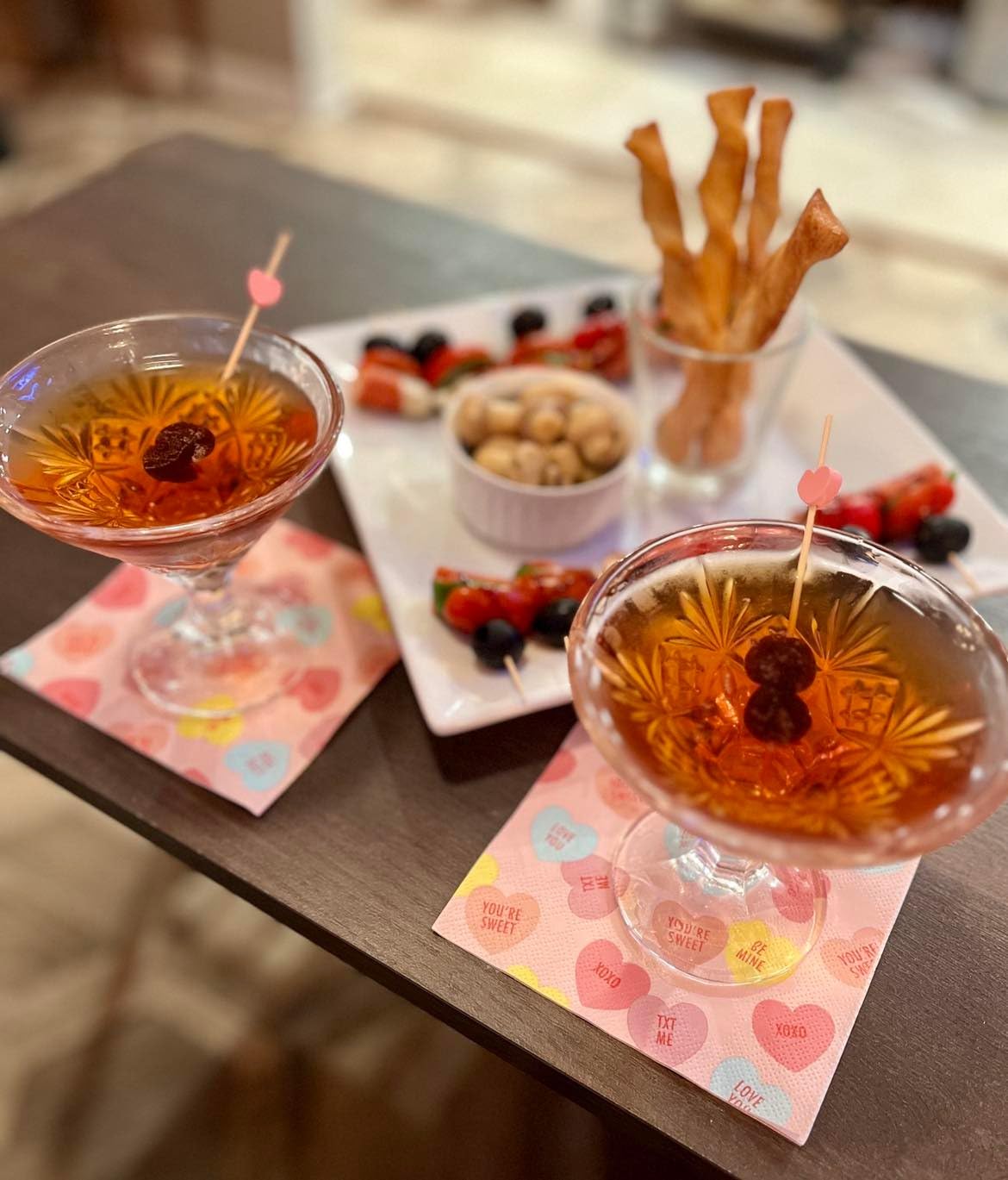 Godinger Martini Glasses, Cocktail Glasses, Martini Drinking Glasses, Crystal Cocktail Glass Set - Dublin Collection, Set of 4 customer photo 2
