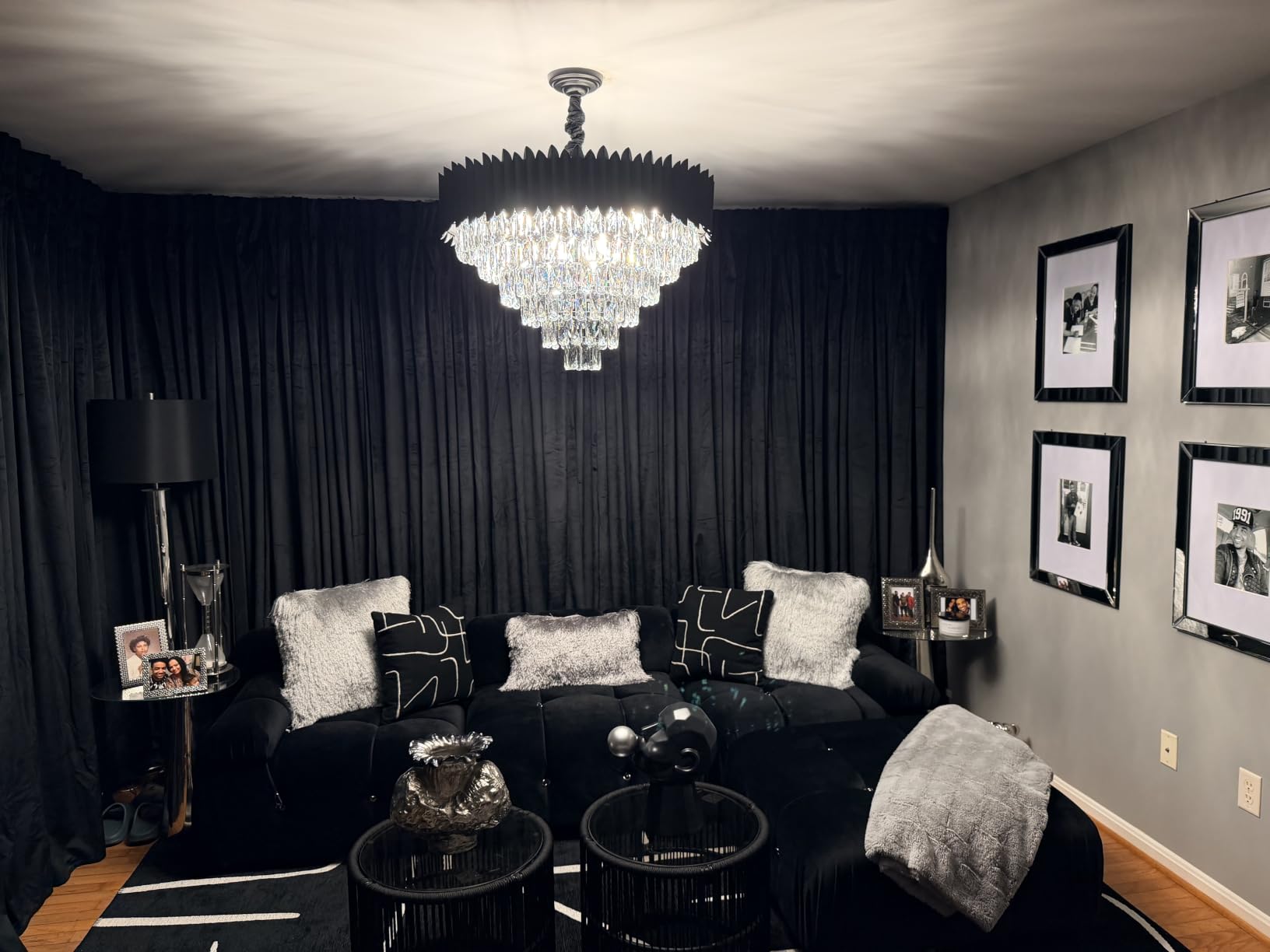 A AXILIXI Large Crystal Chandeliers Modern 30”Black Ceiling Chandelier Light Fixture for High Ceiling 6 Tiers Round Pendant Chandeliers for Foyer Living Room Staircase Dining customer photo 2