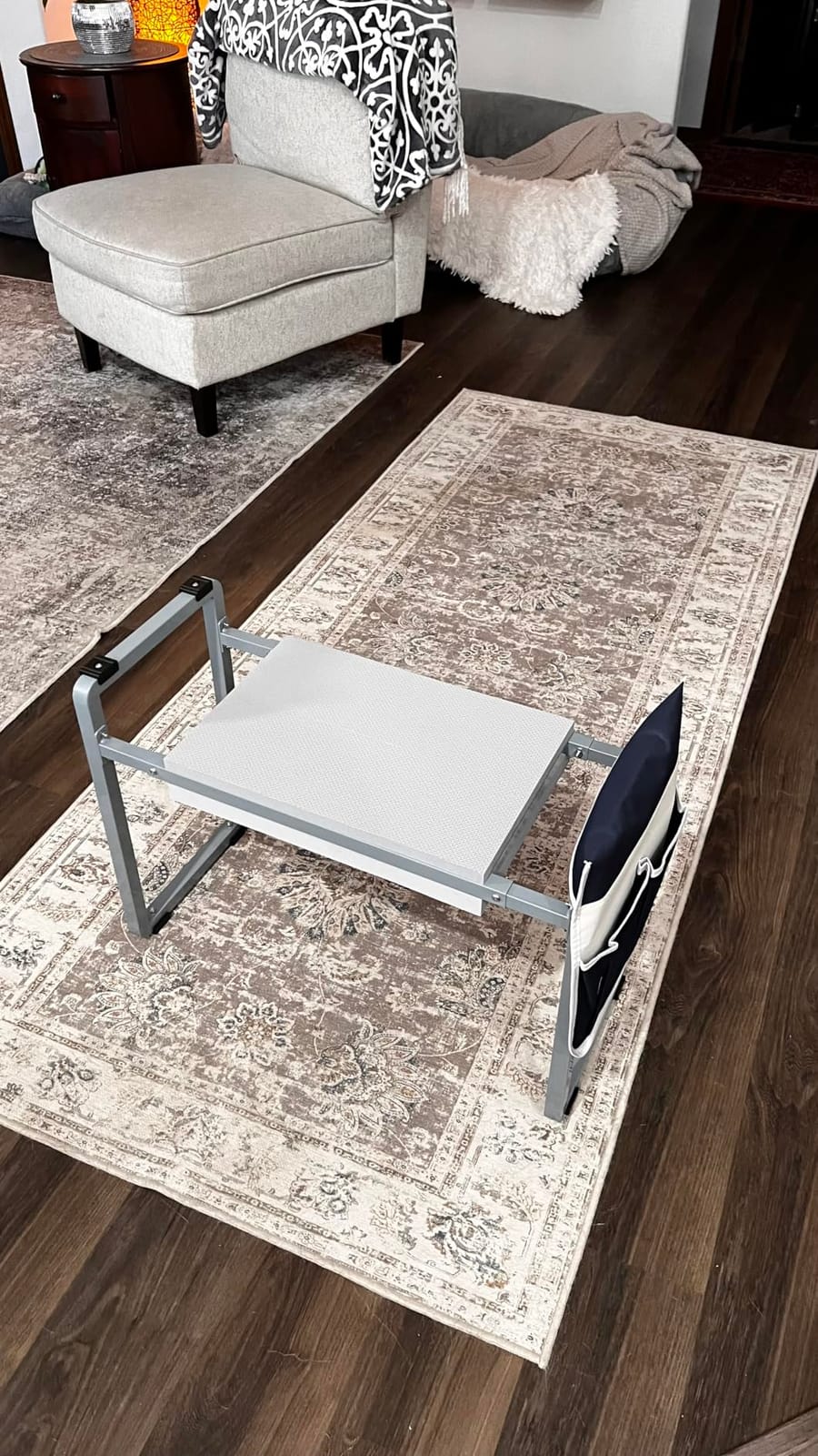Garden Kneeler and Seat, 10.2