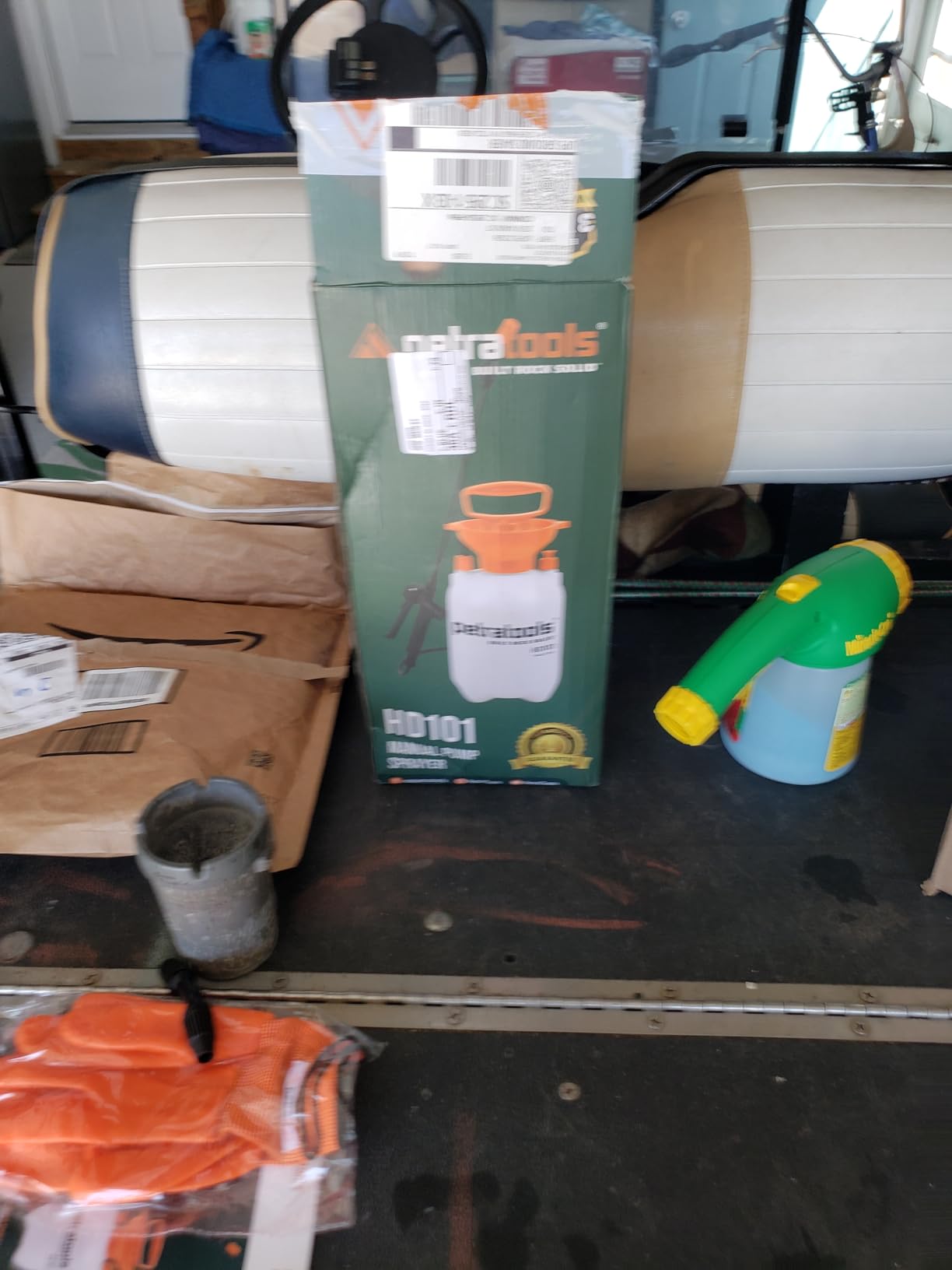 PetraTools HD101 Garden Pump Sprayer, 52-in Long Hose & 2 Nozzles, 1 Gallon customer photo 1