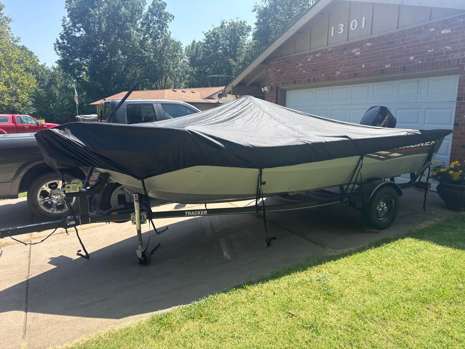 Boat Cover 14-16 ft, 1200D Waterproof V-Hull, Black customer photo 2