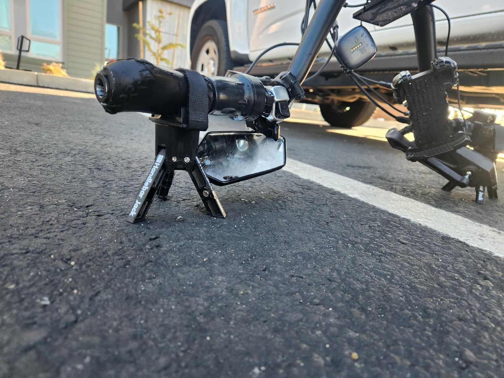 The Original Handlebar Jack Portable Repair Stand V3 | Made in the USA | 3.7