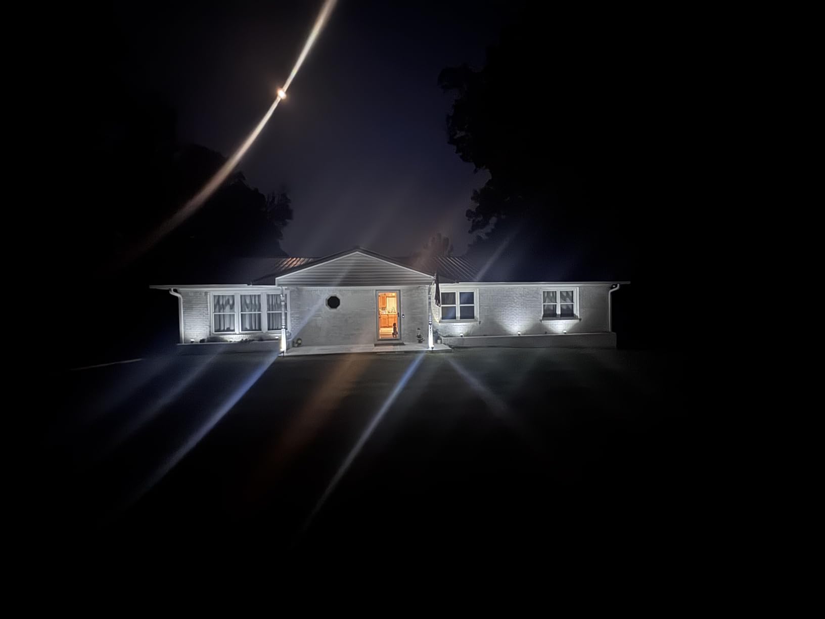AUDERWIN Solar Spot Lights Outdoor Waterproof, 4 Packs, Cool White customer photo 2