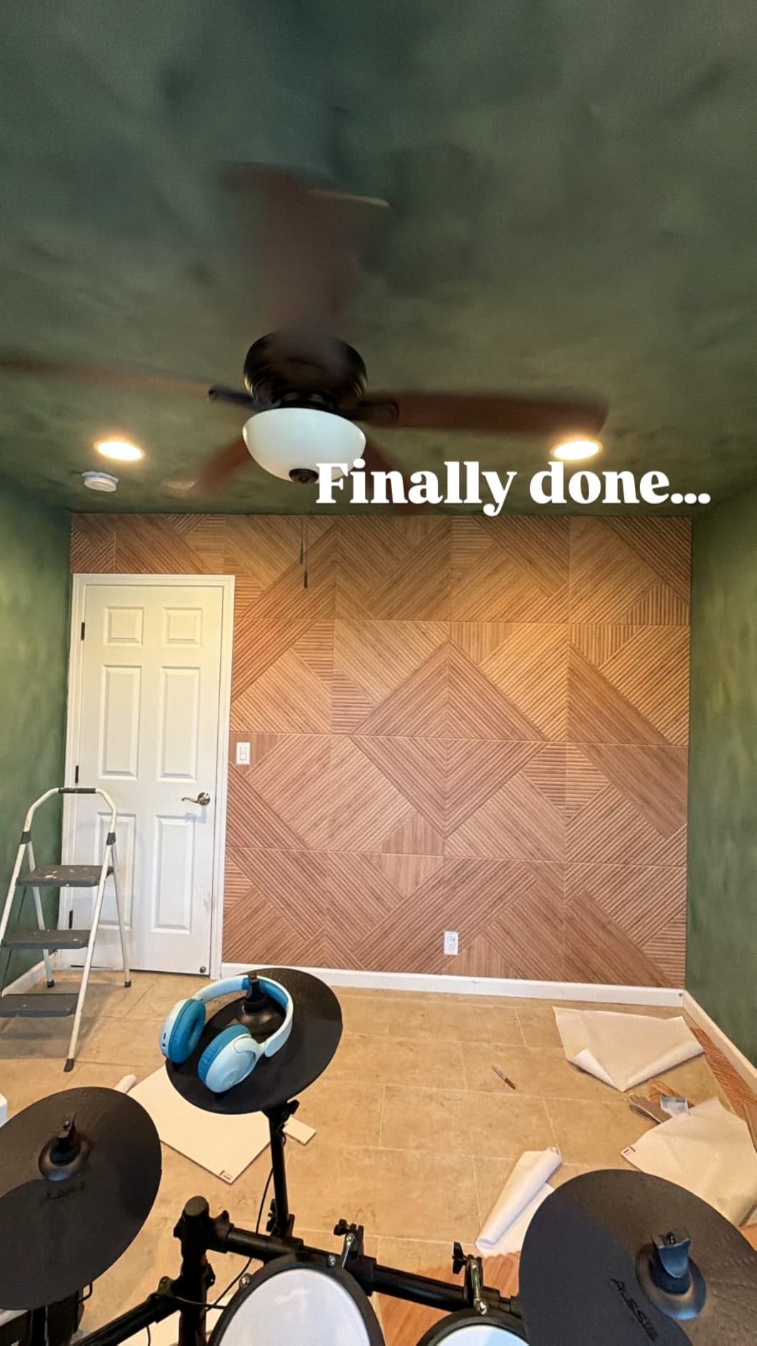 BUBOS 6-Pack Acoustic Panels, Wood Grain Sound Absorbing Panels, 23.6x23.6 customer photo 1