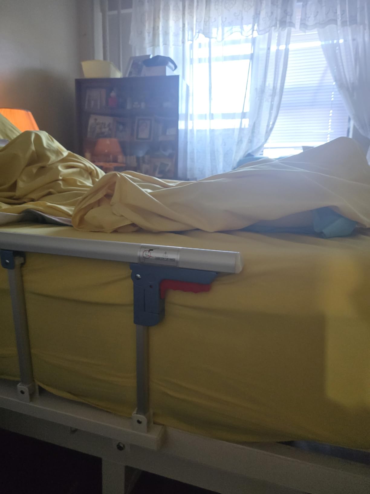 ELENKER Full Electric Hospital Bed for Home Use, ICU Medical Bed, Premium 3 Function Hospital ICU Bed with Remote Control, IV Pole, Mattress, Dining table, Lockable Quiet Casters, Includes Sheets (2X) customer photo 1
