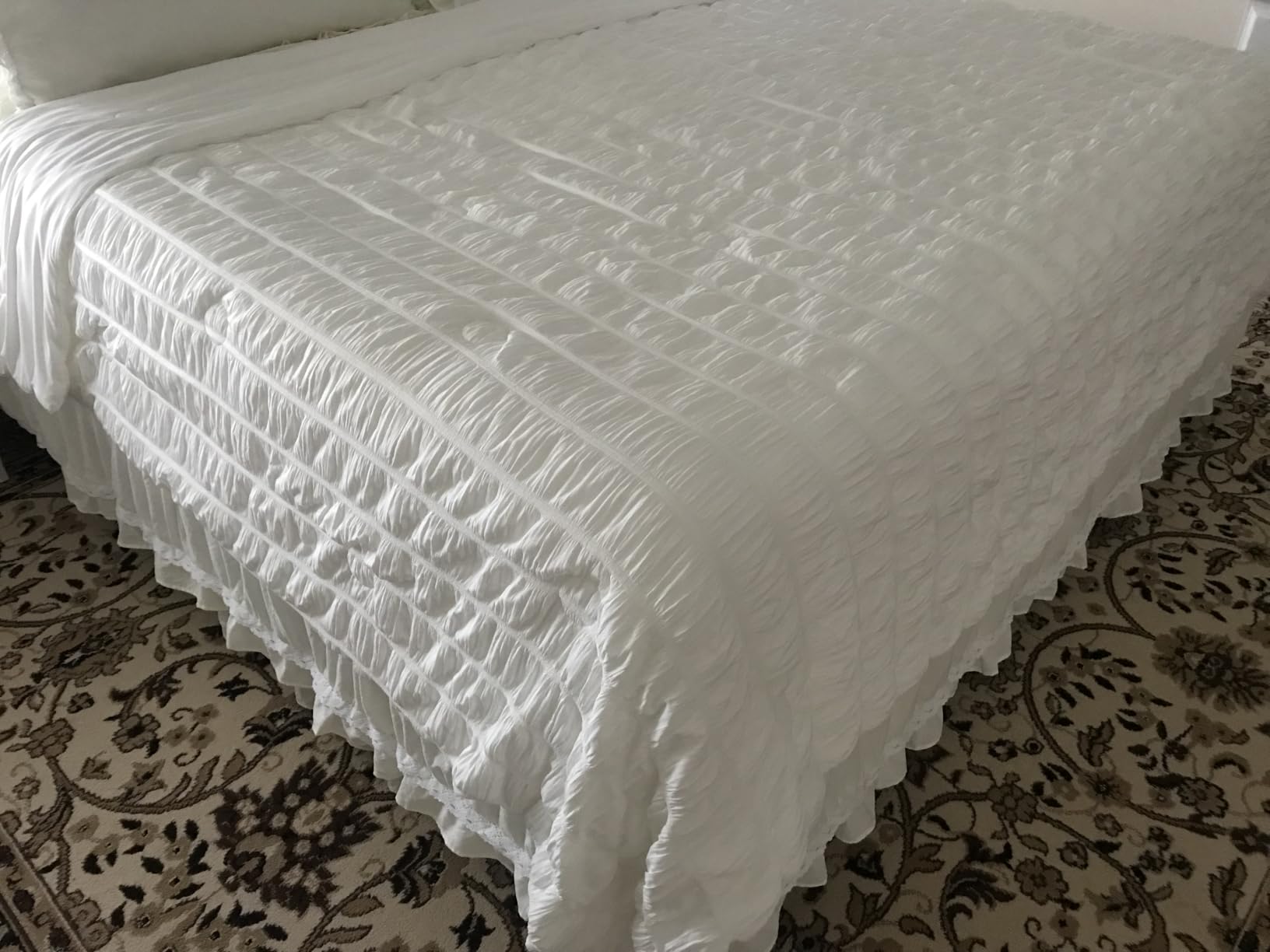 Cozy Bliss Seersucker Cooling Comforter Queen Size, Q-Max 0.45 Reversible Lightweight Cooling Blanket, Breathable Silk Smooth Summer Bedding Quilt for Hot Sleepers Night Sweats Dark Grey customer photo 1
