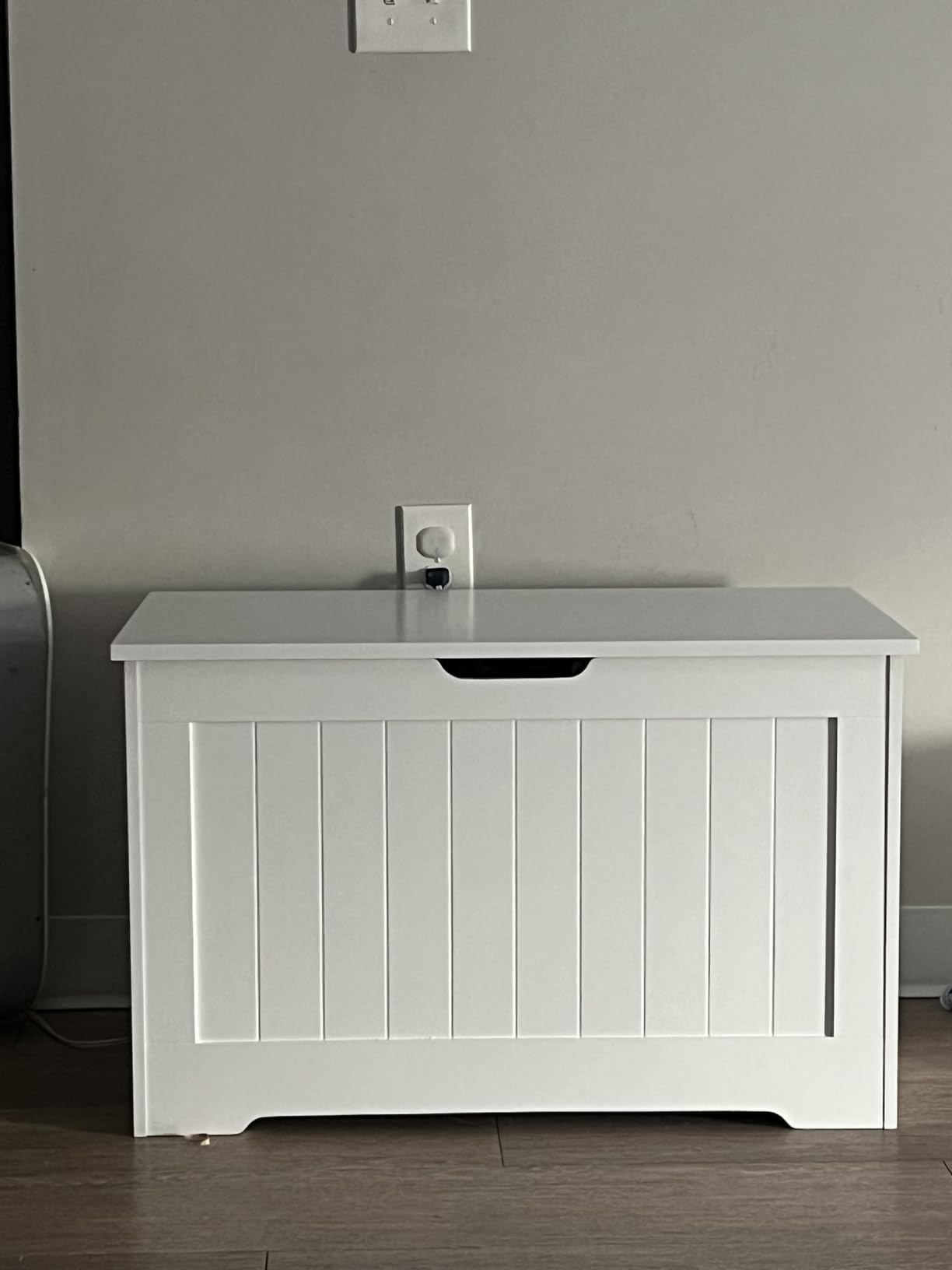 Storage Chest, Wooden Storage Bench with Flip-top Lid & Safety Hinge, Storing Trunk for Entryway, Living Room, Bedroom, Rustic Brown customer photo 1