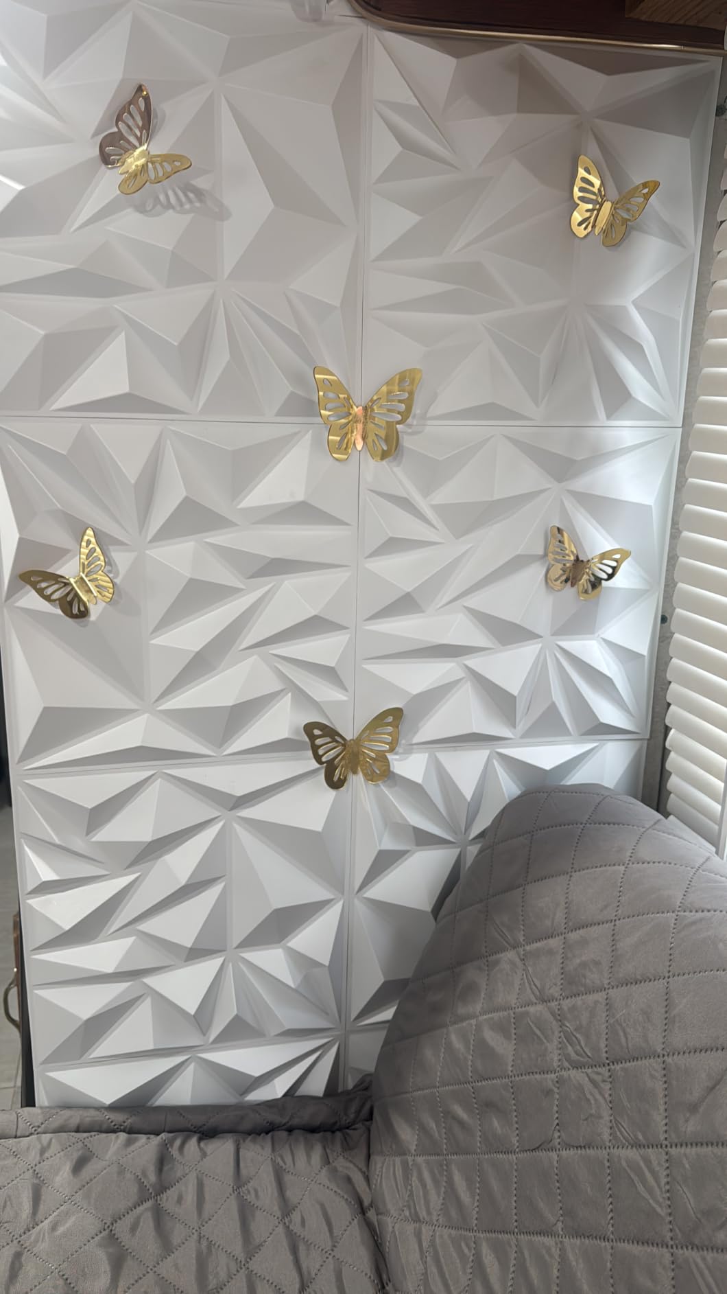Art3d 33-Pack Modern Diamond Textured 3D Wall Panels, 12 x 12 in, White customer photo 2