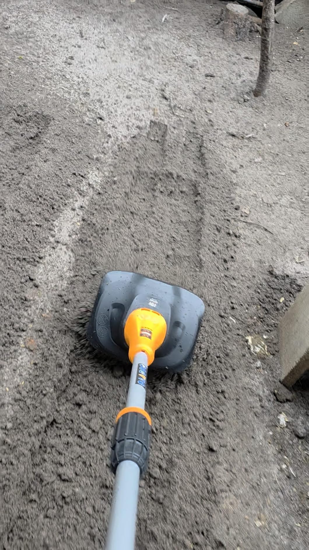 Alloyman 20V Cordless Tiller Cultivator, 360RPM Electric Garden Tiller, with 2 * 4.0Ah Batteries & Charger, 9In Tilling Width and 6.6In Depth Garden Rototiller for Lawn/Gardening/Soil Cultivation customer photo 2