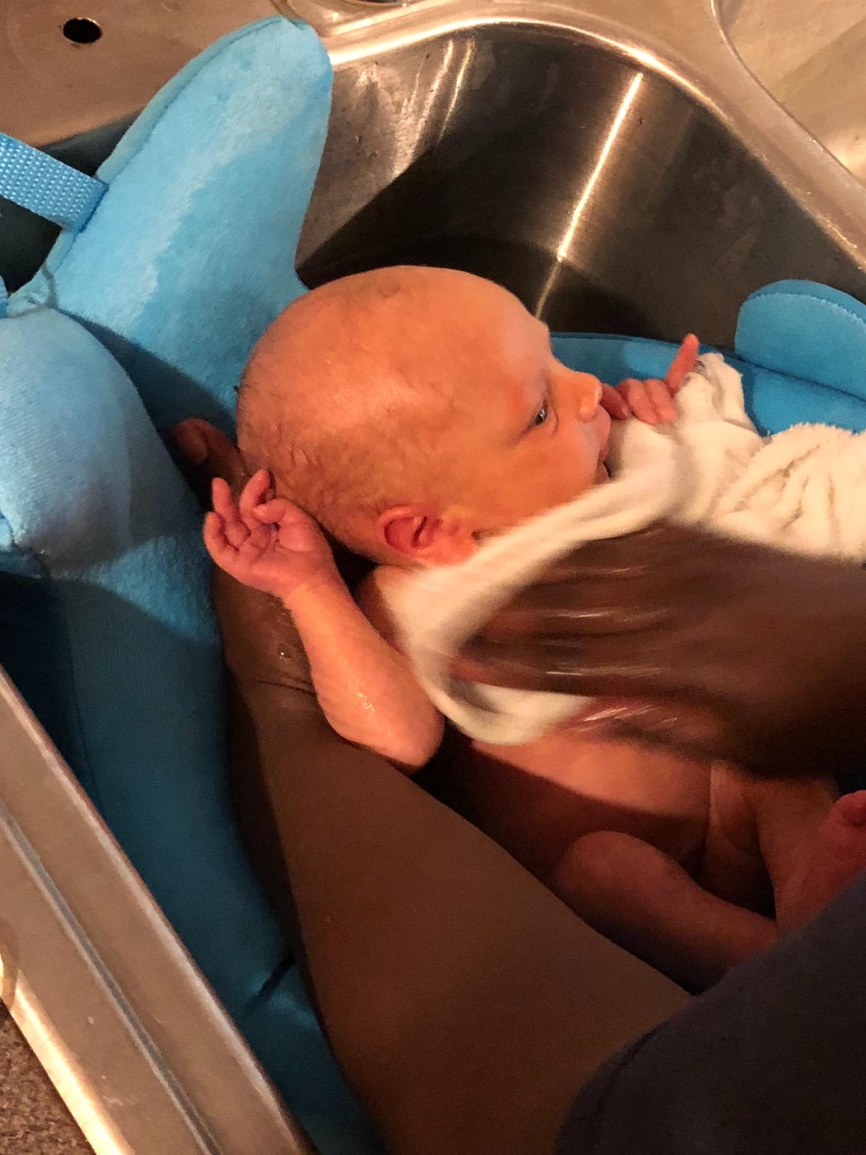 Skip Hop Soft Sink Baby Bath Tub, Moby, Grey customer photo 2