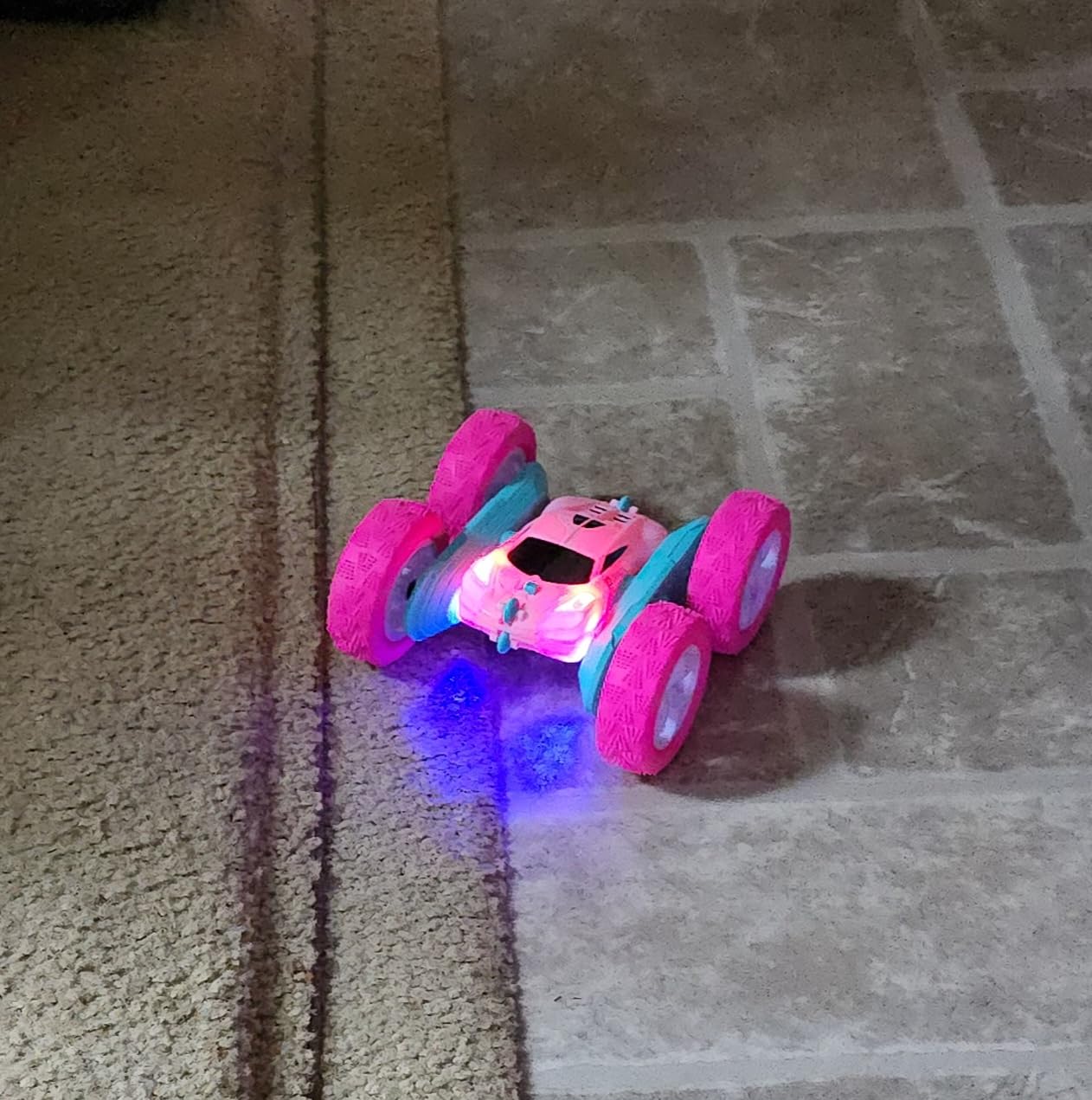 QUNREDA Remote Control Car, RC Cars Toys for Kids Ages 6-12, 4WD Stunt Car with LED Lights & 360° Flips, 2.4GHz, Upgraded USB-C Modular Batteries, 8-10 Year Old Boys Birthday Gift 1-Blue customer photo 2