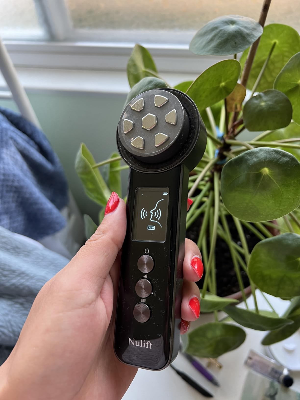 Face Beauty Device | 6 in 1 at Home Facial | RF Skin Tightening Device customer photo 2