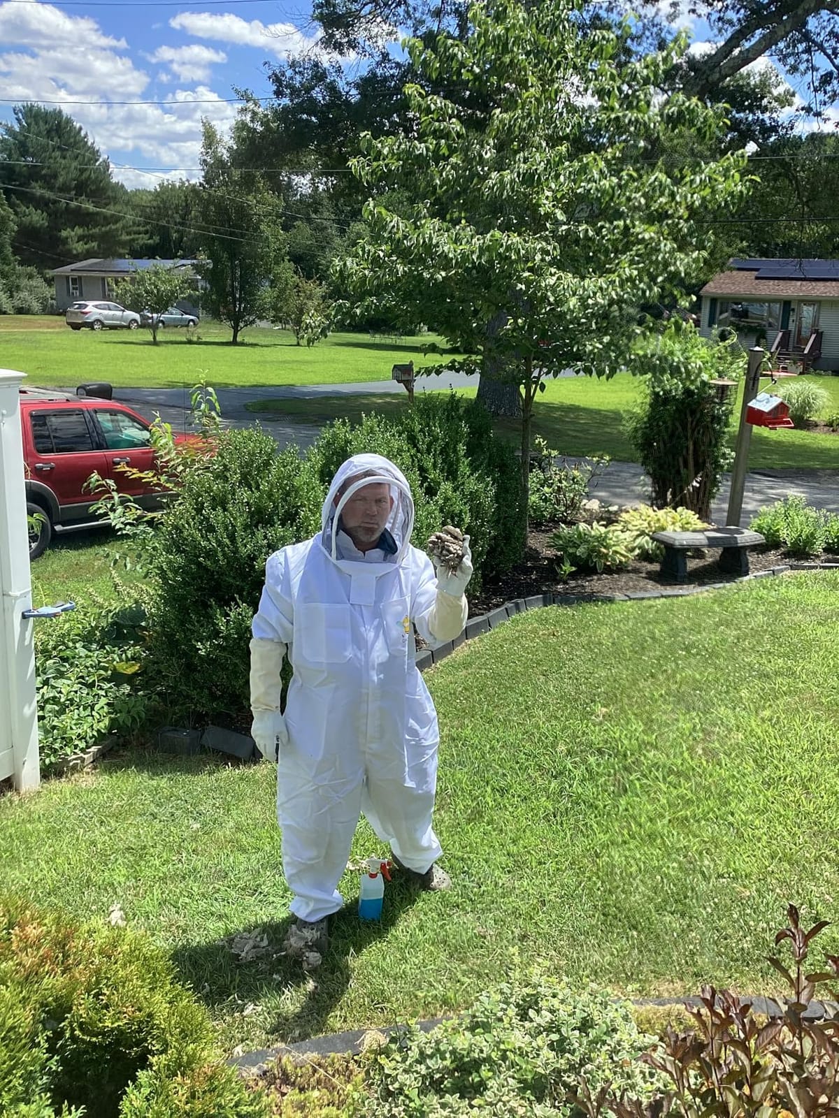 Sting Proof Bee Suit Full Body with Ventilated Hood & Gloves L customer photo 1