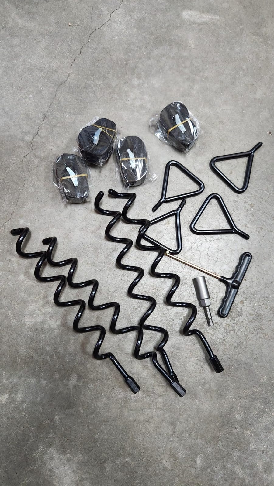 Trampoline Stakes Anchors Ground Anchors Screw in, Black-4Pack customer photo 1