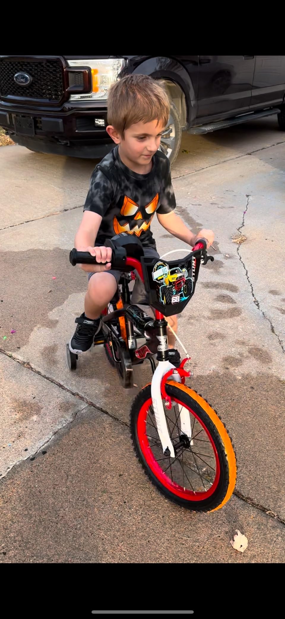 Dynacraft Hot Wheels BMX Bike for Boys, 12-18 Inch Kids Bike, Ages 3-9, Rev Grip Handlebar Feature, Red & Black customer photo 1