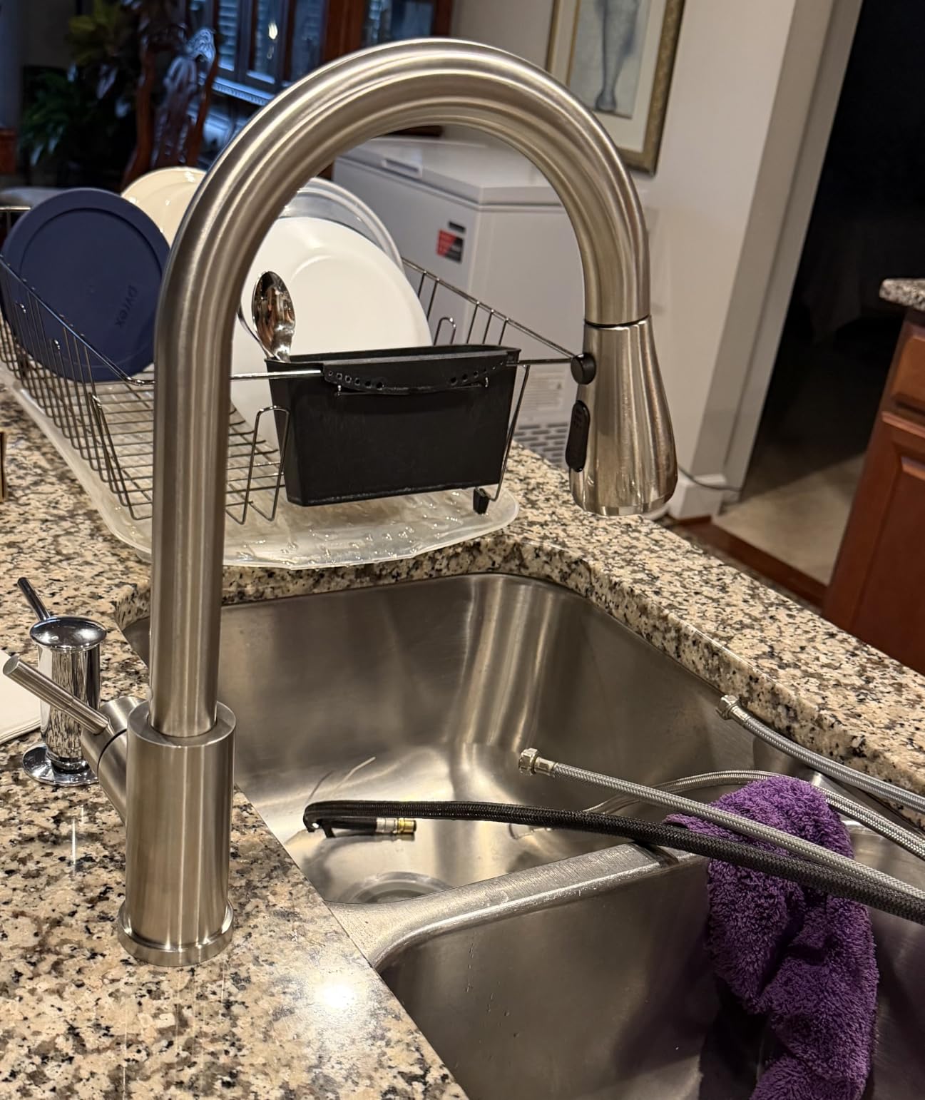 Hiqufet Touchless Kitchen Faucet, Pull Down Sprayer, Brushed Nickel customer photo 1