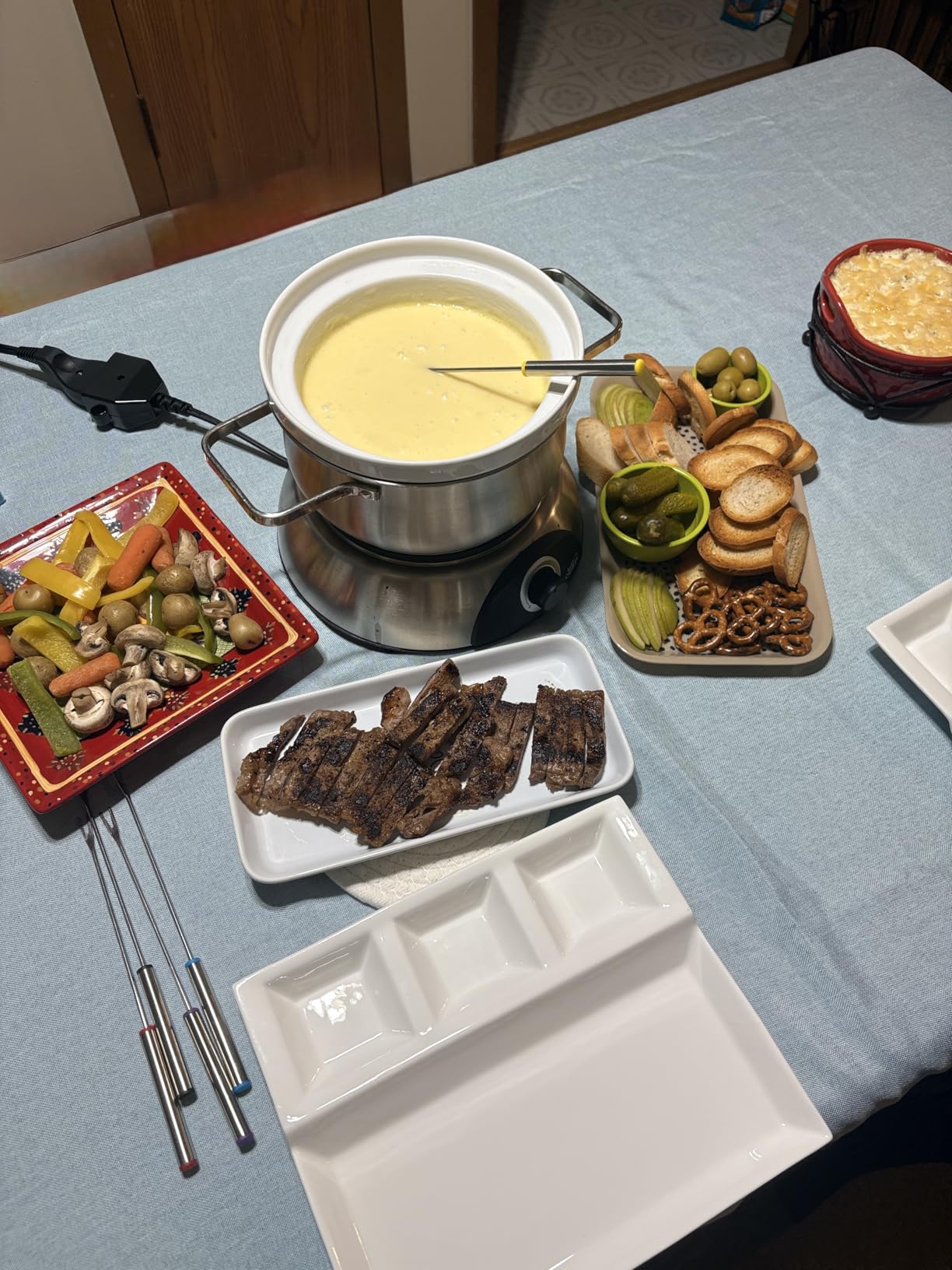 Artestia Electric Fondue Pot Set for Cheese, Chocolate, Broth & Hot Pot customer photo 1