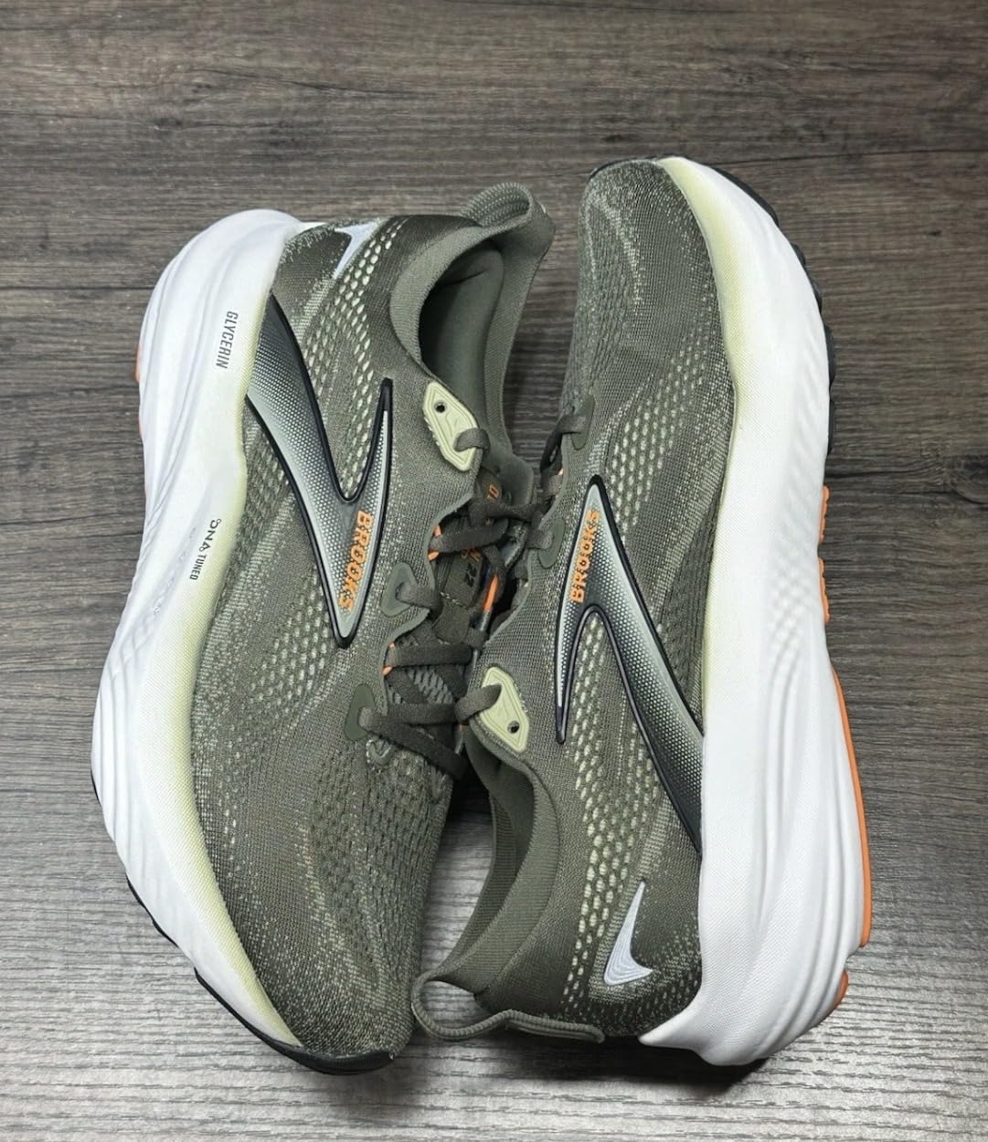 Brooks Men’s Glycerin 22 Neutral Running Shoe customer photo 1