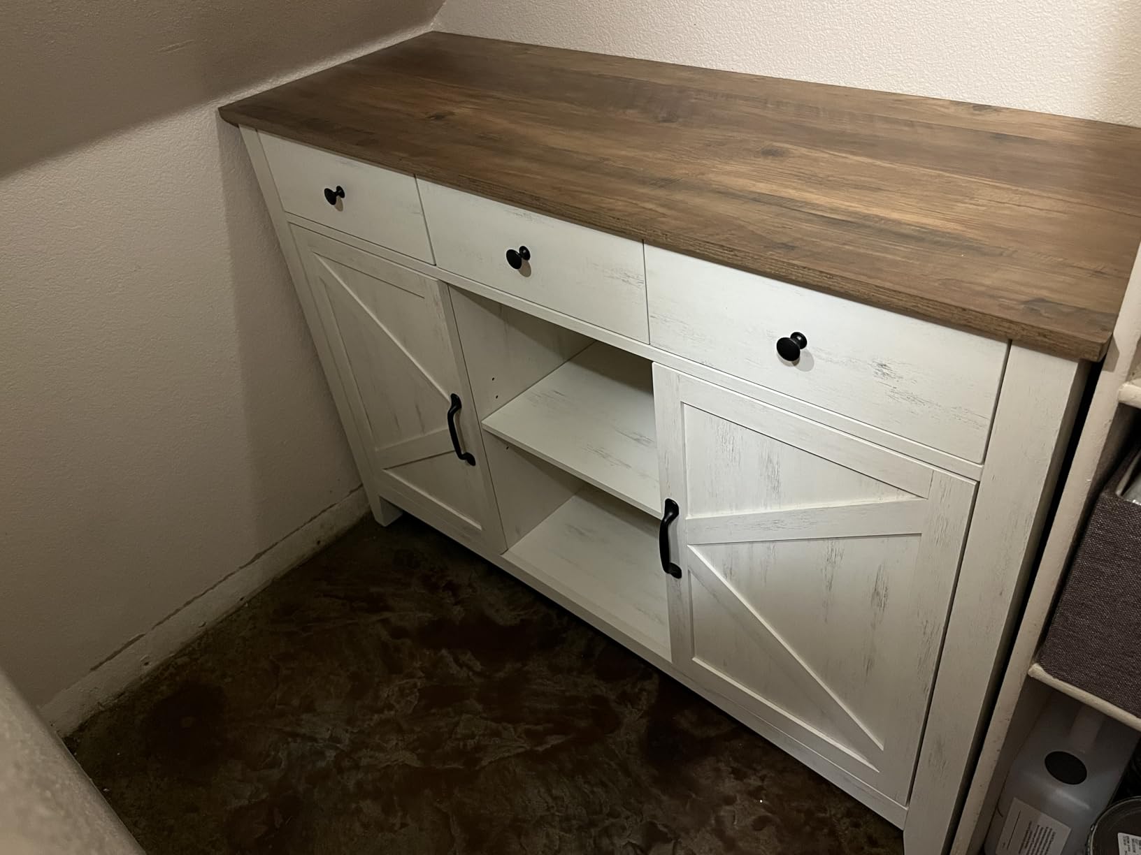 VASAGLE Buffet Cabinet, Coffee Bar, Adjustable Shelf customer photo 1