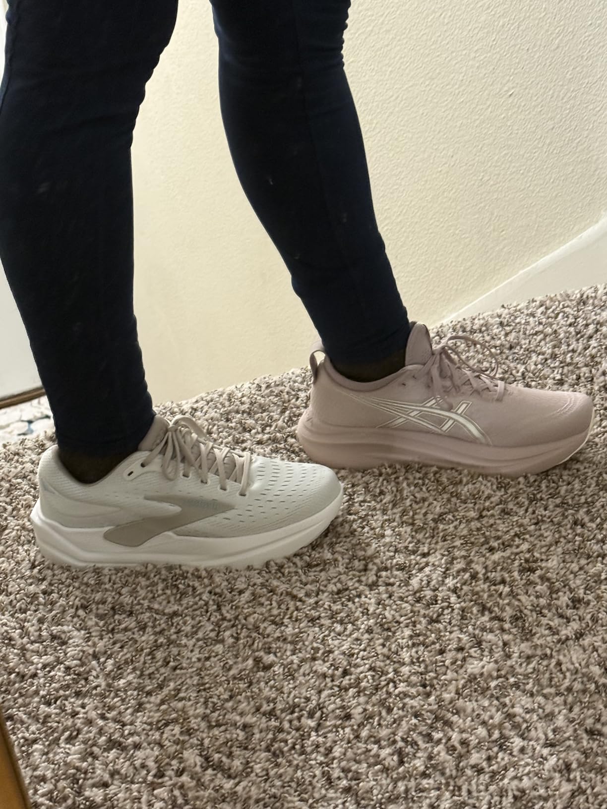 ASICS Women's Gel-Nimbus 27 Running Shoes customer photo 1