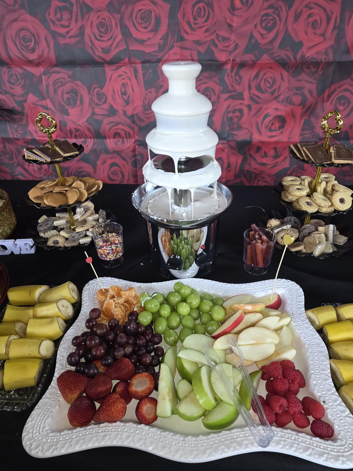 Chocolate Fountain, 4 Tier Chocolate Fondue Fountain Electric Melting Machine for Parties, Nacho Cheese, Ranch, Sauce, Wedding, Chocolate Fountain Machine with 4pcs Stainless Steel Forks(4 LB) customer photo 1