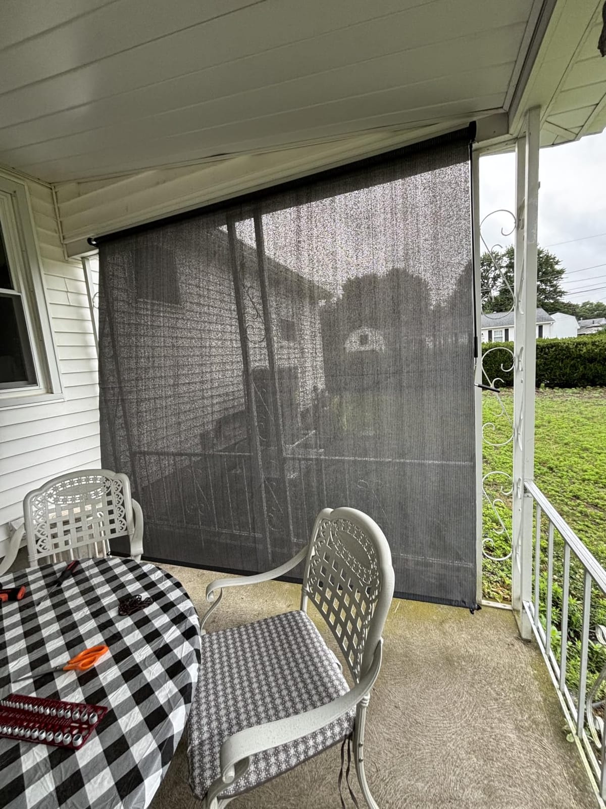 Shade&Beyond Outdoor Roller Shades with Splicing Design, 8' W x 8' H Cordless Patio Roll Up Blinds, Exterior Shade Cloth Roll for Porch, Gazebo, Pergola, Balcony, Mocha customer photo 1