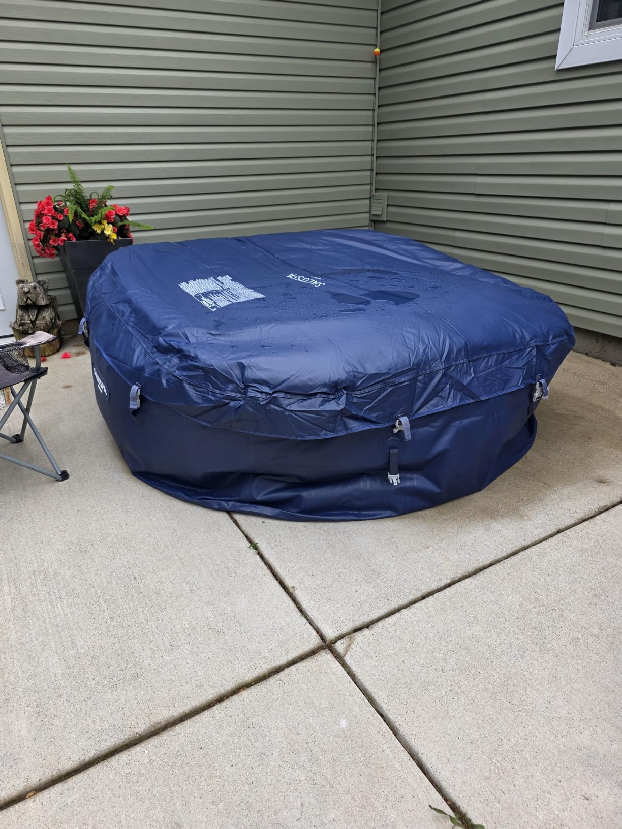 Bestway SaluSpa Hawaii Energy-Efficient 4-6 Person Inflatable Hot Tub customer photo 2