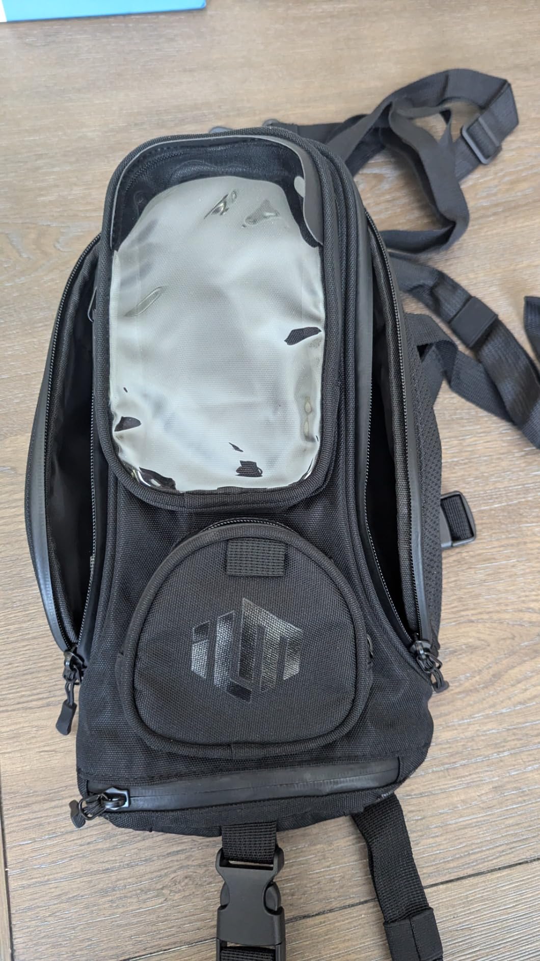 ILM Motorcycle Tank Bag Magnetic Waterproof Touch Screen Phone Pouch BT01 customer photo 2