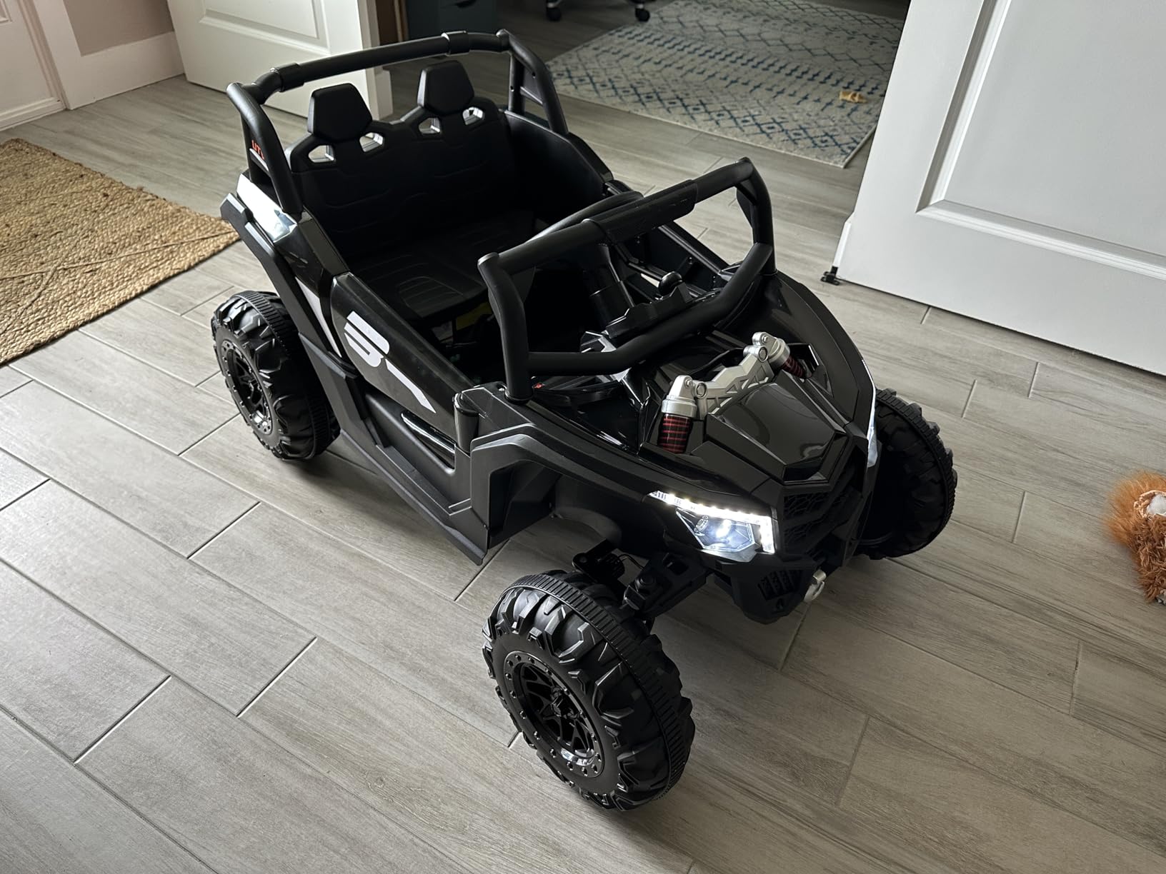24V Ride On Car for Kids w/Remote Control, JOYRACER Battery Powered Off-Road UTV, 4x150W Motors,4 Shock Absorbers, 4.5 Mph Max Speed, Bluetooth, MP3, Lights, Electric Car for Big Kids customer photo 1