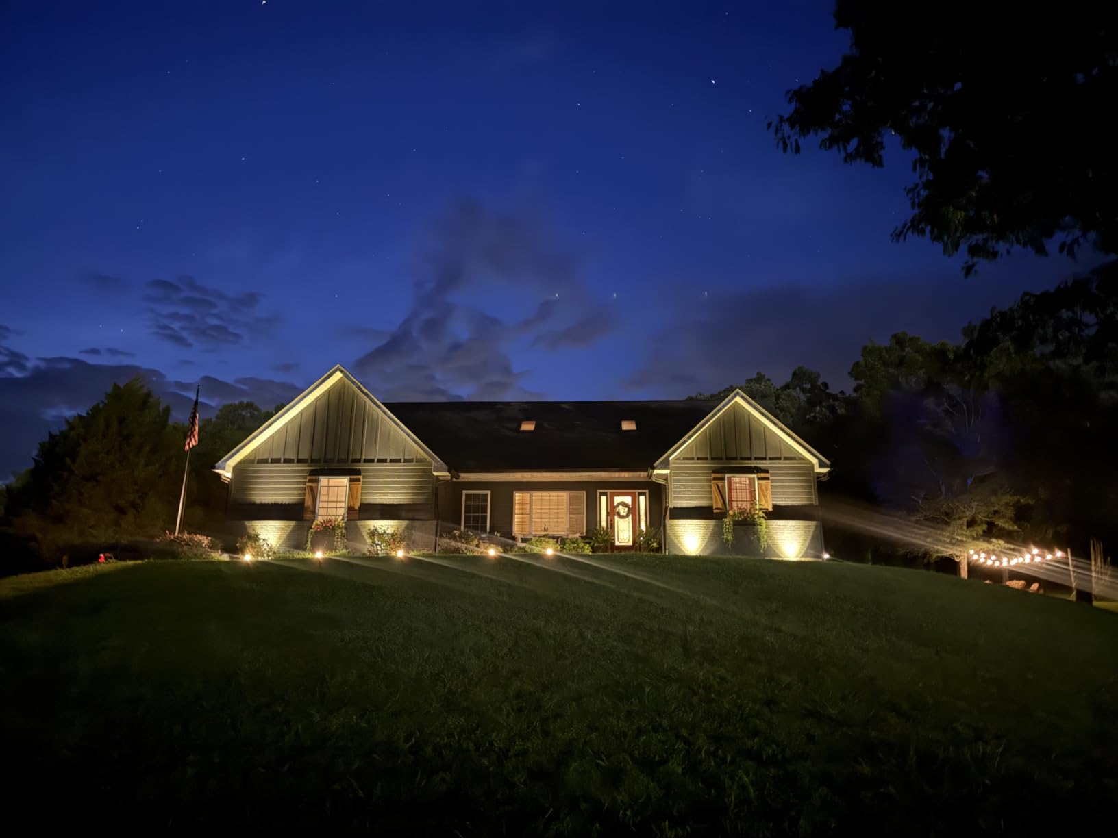 InnoGear 1 Solar Spot Lights Outdoor for Flag Pole Garden Yard, Cool White customer photo 2