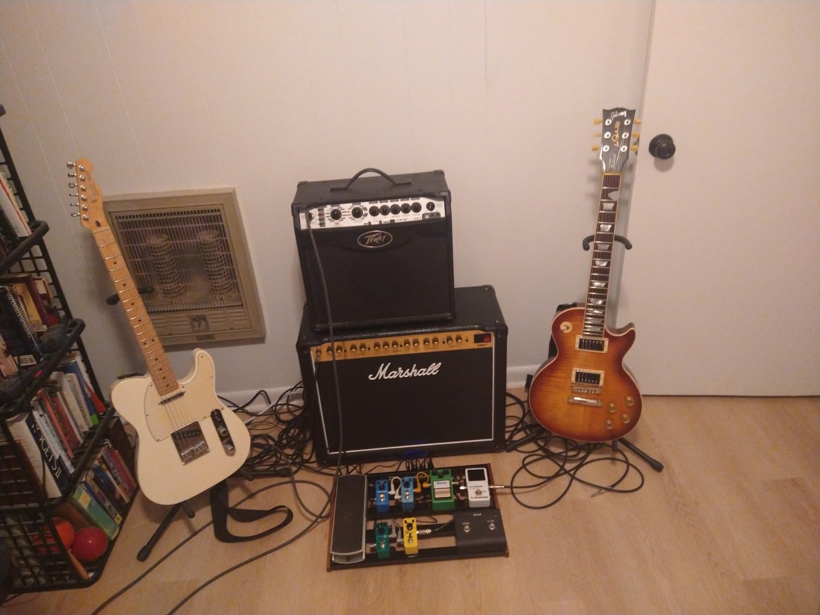 Donner Guitar Pedal Board with Built-in Power Supply customer photo 2