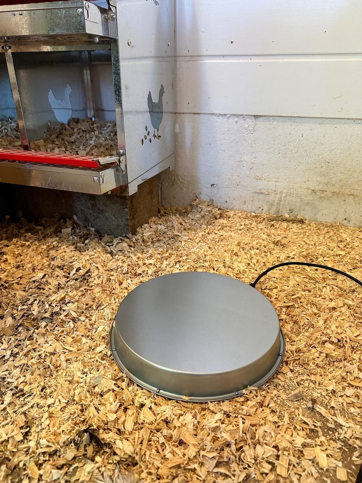 Chicken Water Heater for Winter， Heated Poultry Waterer Base,with Thermostat and 9.8ft Power Cord, Dia.11in customer photo 2