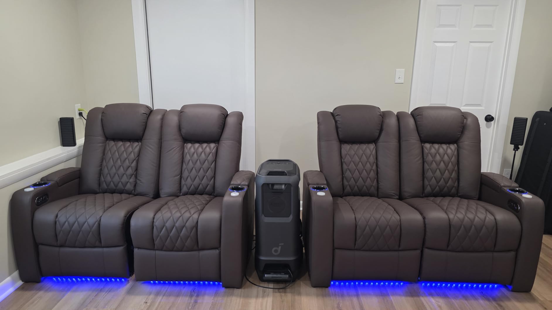 comfiroom Top-Grain Leather Home Theater Seating, Dual-Motor Power Recliner customer photo 1