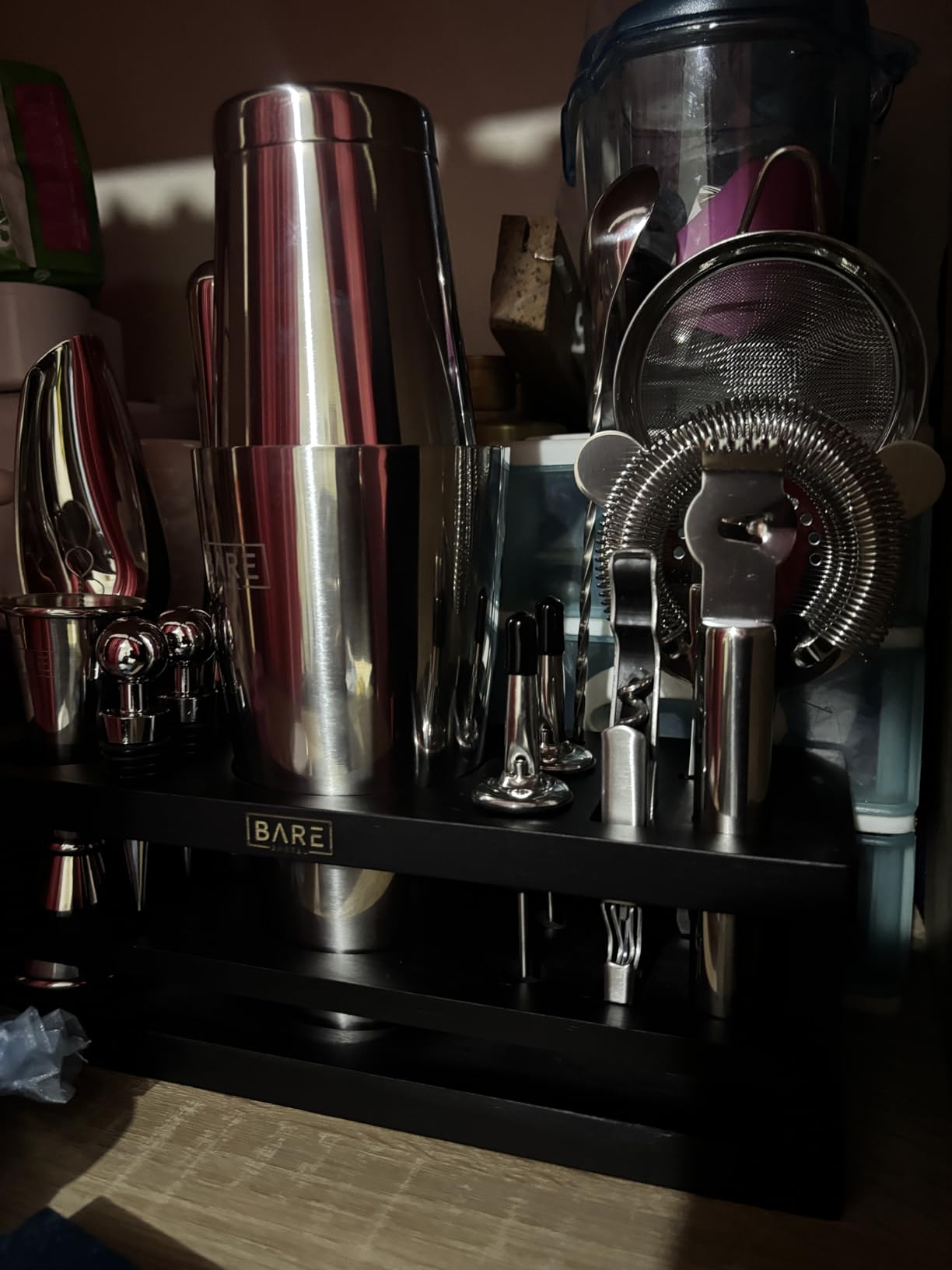 BARE BARREL® Mixology Bartender Kit Bar Set | 16-Piece Cocktail Shaker Set | Martini Barware Mixing Tools for Home Bartending | Incl. 35 Recipe Cards | Gift Set (28oz Boston Shaker, Silver/Black) customer photo 2