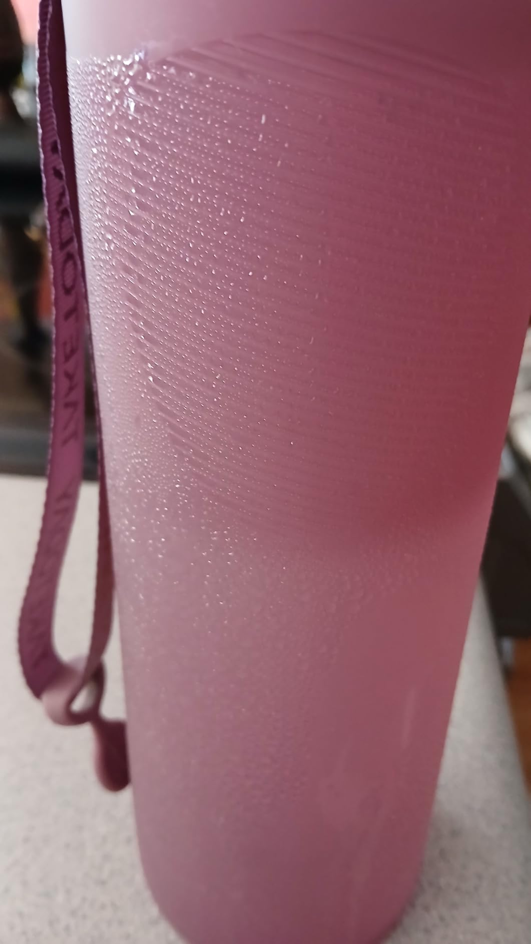 TakeToday Collapsible Water Bottles 32oz, Foldable Travel Water Bottle, BPA Free, Silicone Water Bottle Leakproof for Hiking, International Travel, Outdoors customer photo 2
