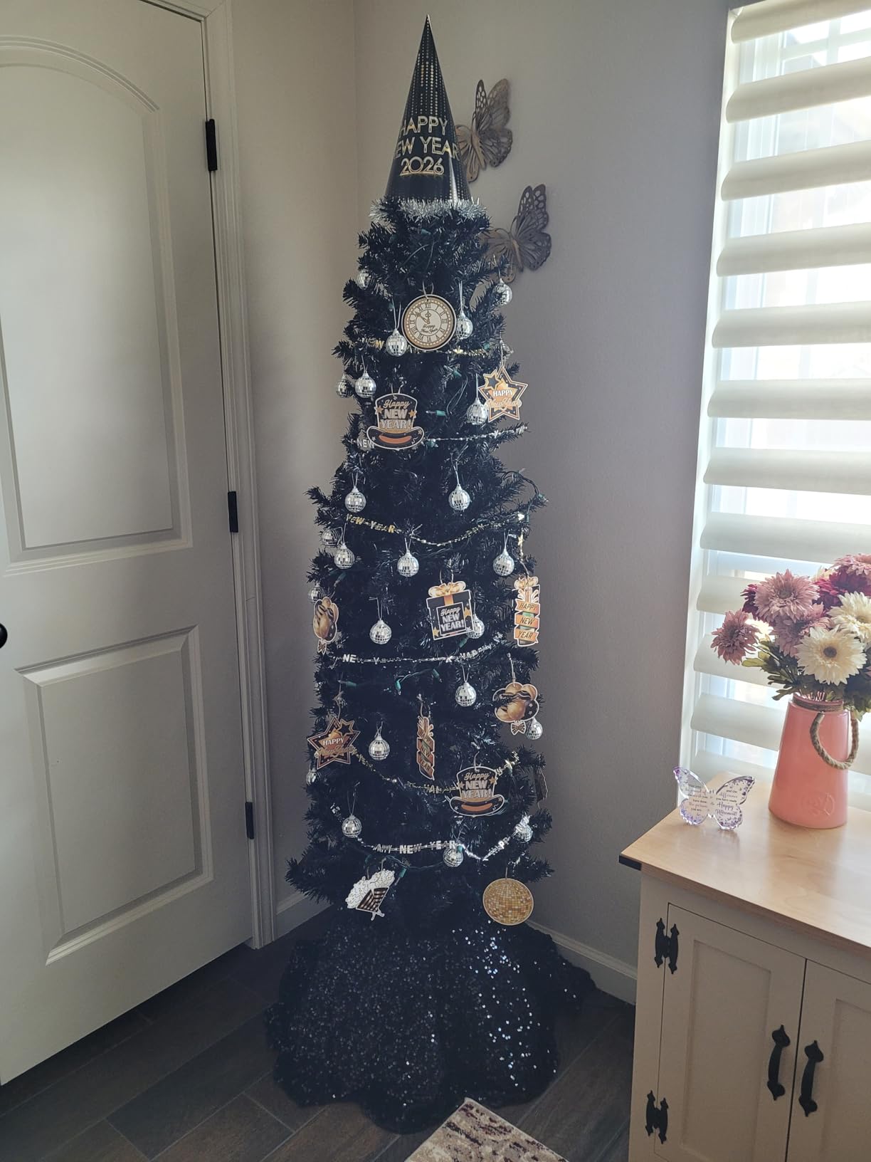 Best Choice Products Unlit Pencil Christmas Tree, 7.5ft Premium Artificial Tree, Realistic Spruce Holiday Decor w/ 1,075 Branch Tips, Metal Base customer photo 1