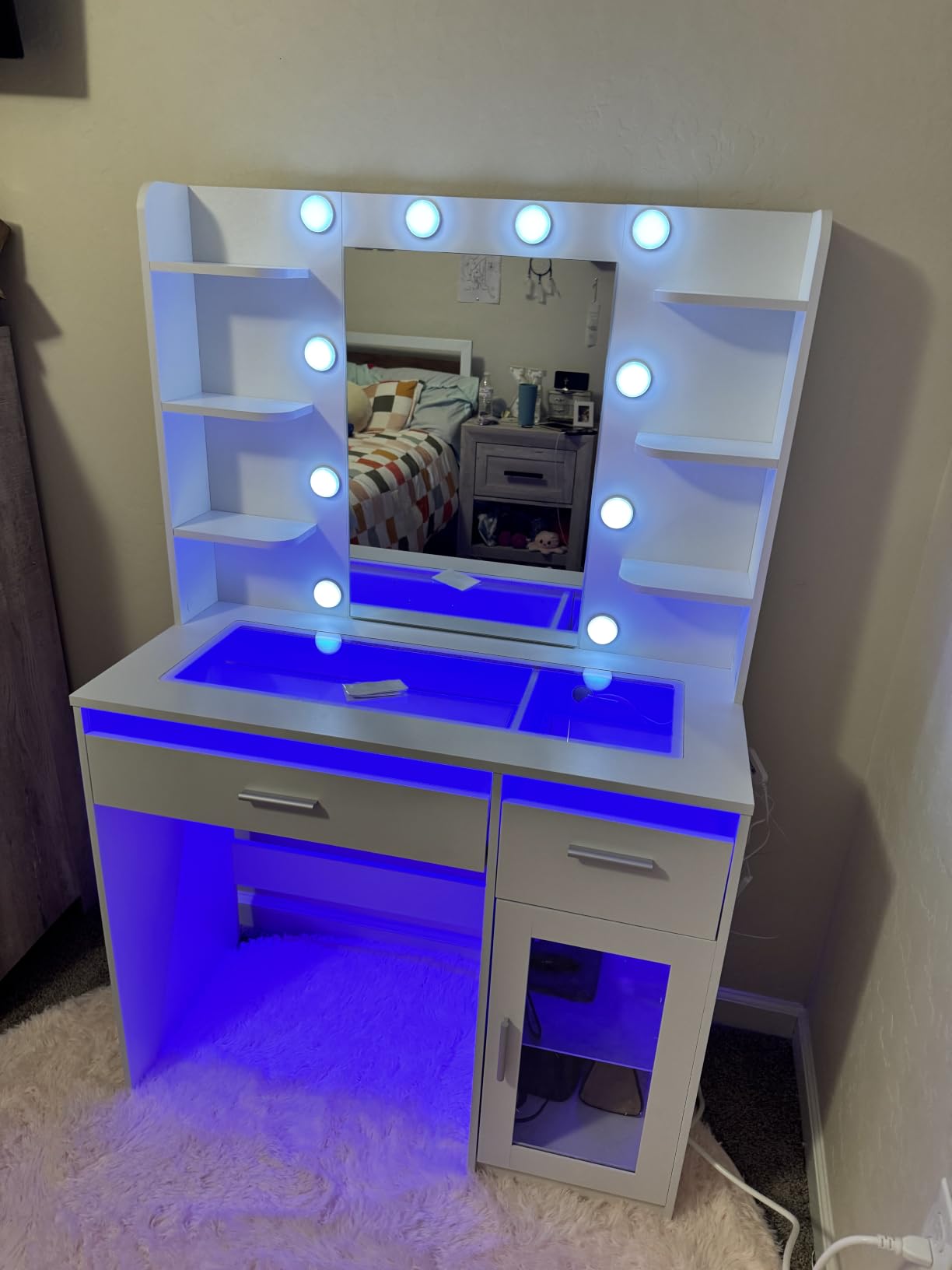 HUAHUU Vanity Desk with Mirror and Lights, Makeup Vanity Desk with Lights 3 Colors, Transparent Top Vanity with 2 RGB Drawers, 6 Shelves, Large Tempered Cabinet, Power Outlet, for Bedroom, White customer photo 2